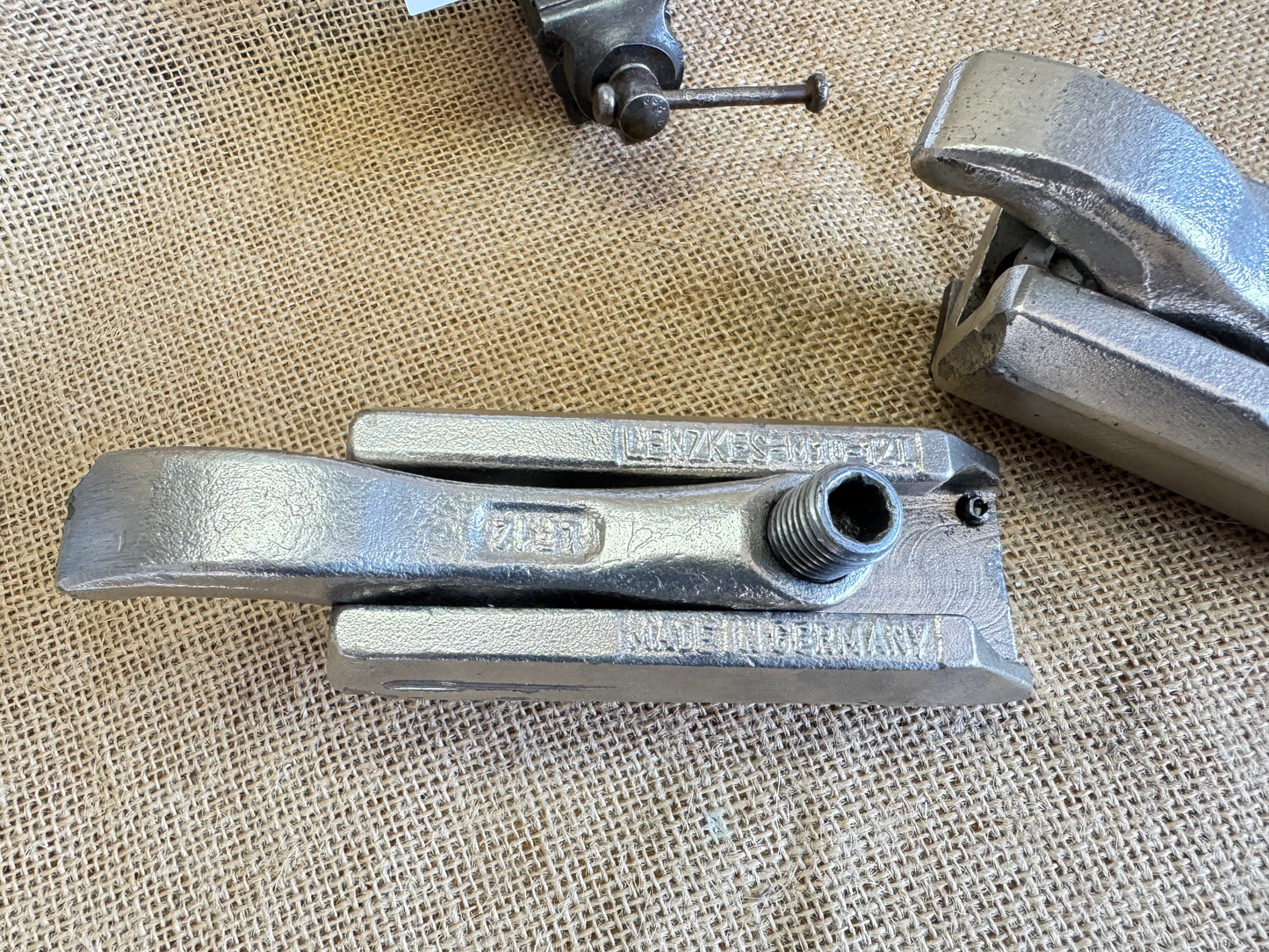 Lenzkes Multi-Quick L12 Clamps