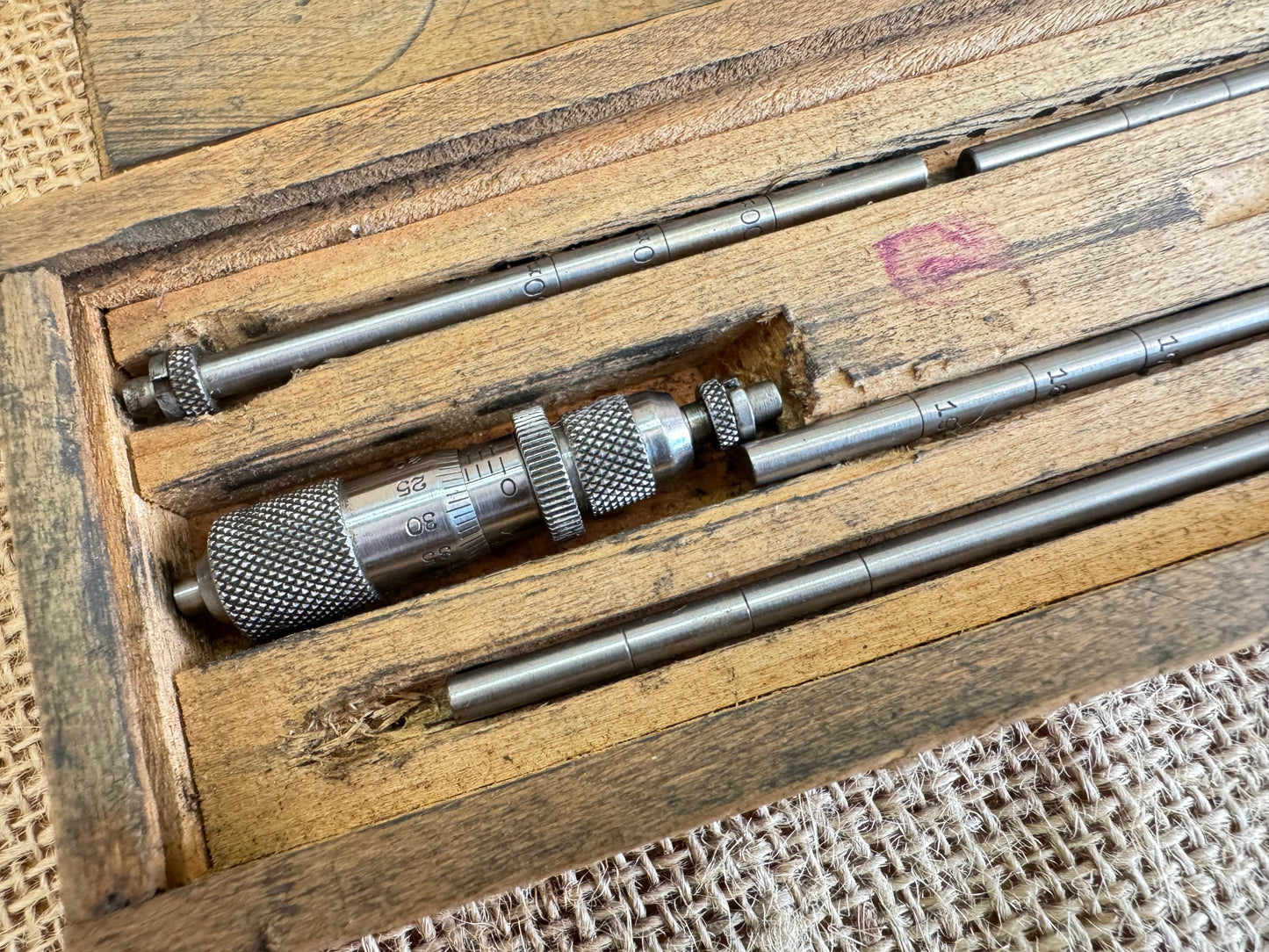 Brown & Sharpe Metric Inside Micrometer Set