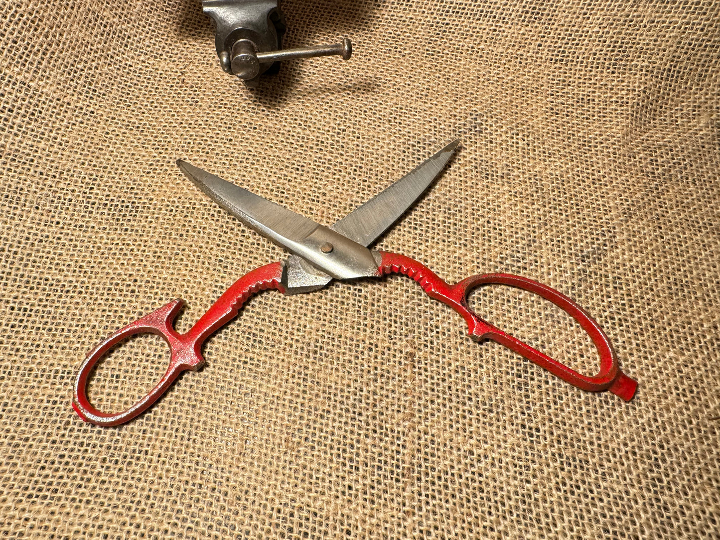 Vintage Red Handled Kitchen Scissors