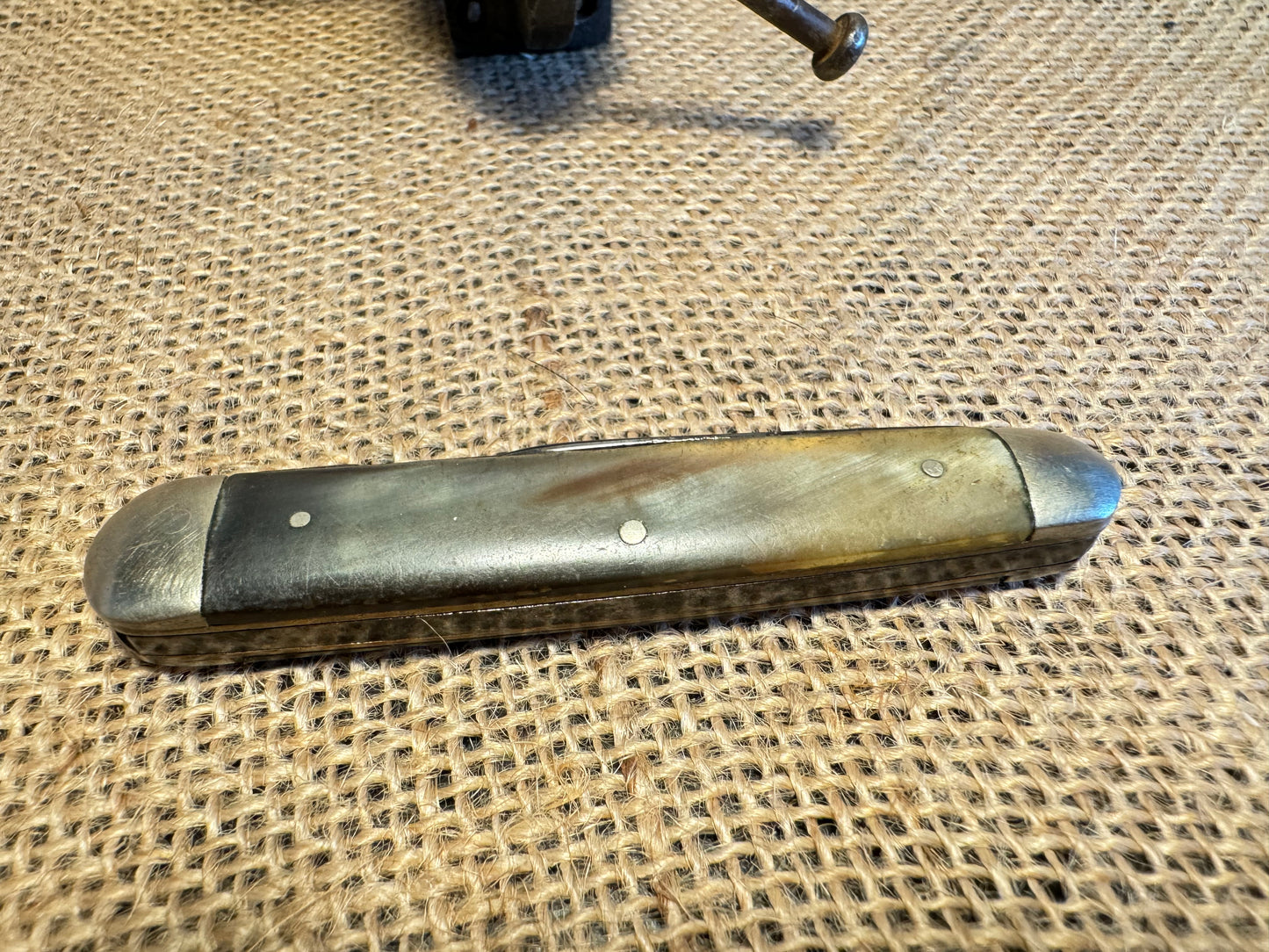 Taylors Eye Witness Vintage Twin Blade Pocket Knife with Rams Horn Handle