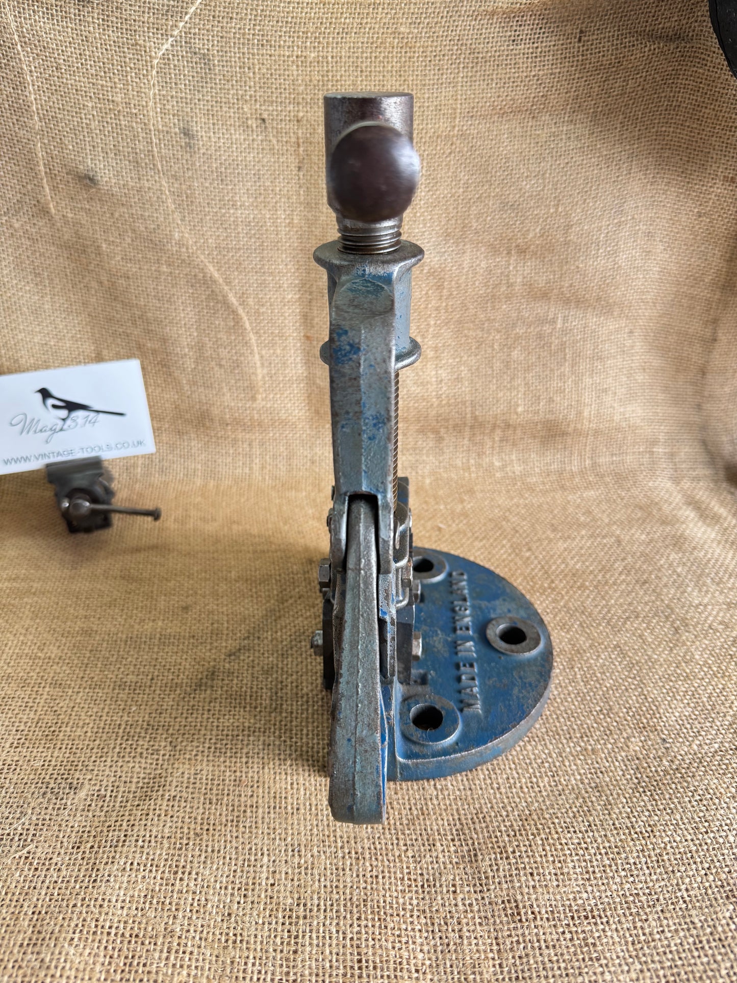 Paramo V12 2” Pipe Vice