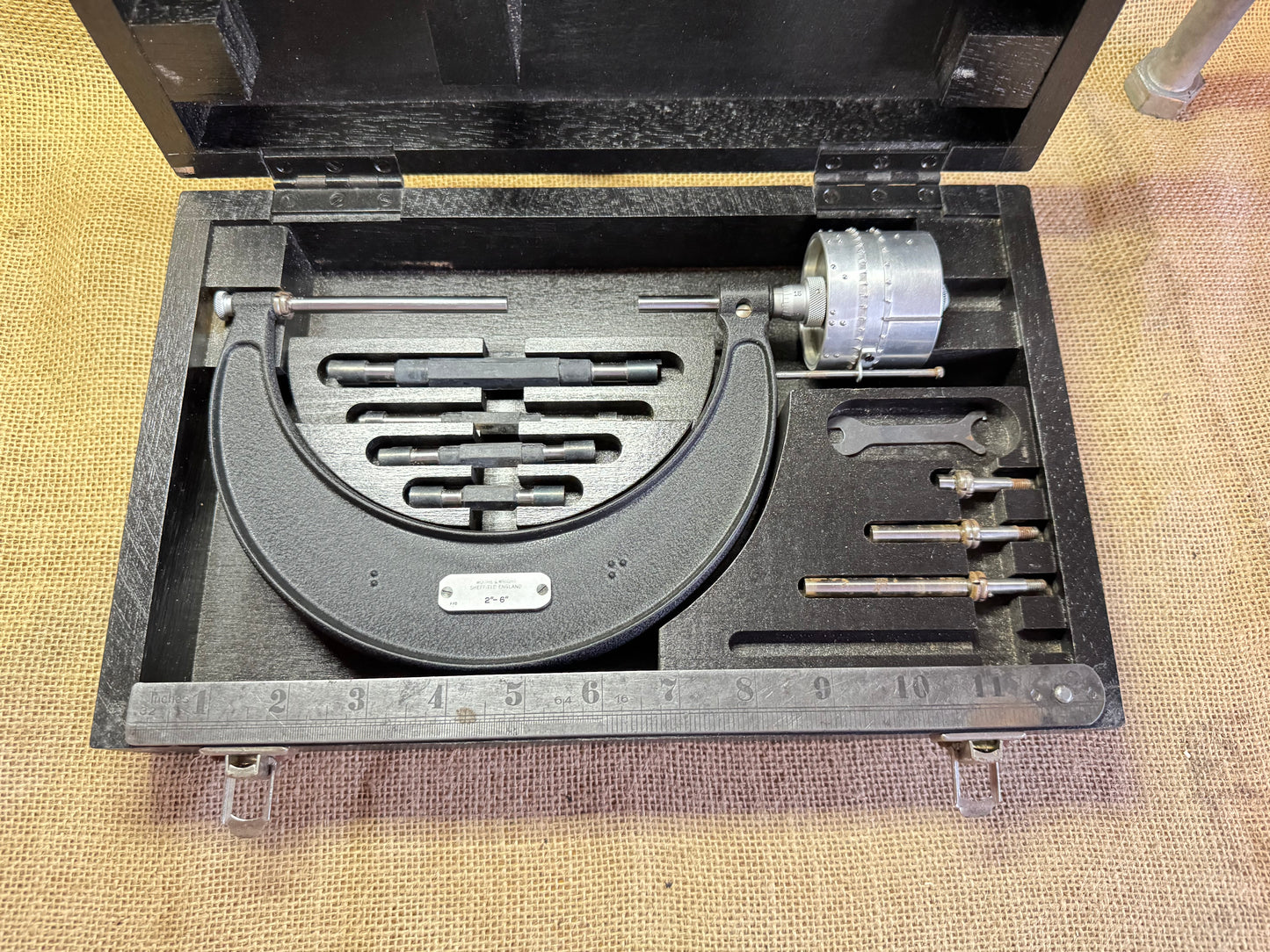 Moore & Wright 2”-6” S41/65 Braille Micrometer Set