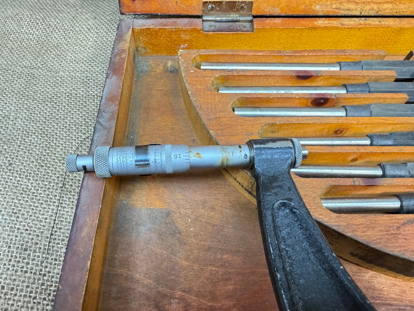 Moore & Wright 1044X 6-12” Micrometer