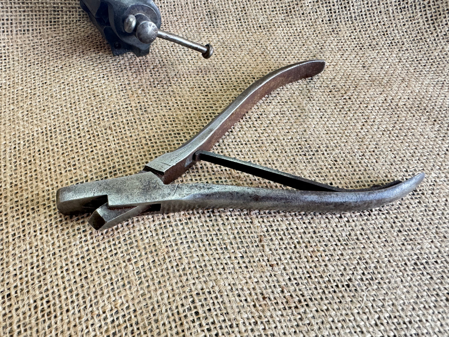Skelton & Co Train Guard Ticket Punch / Snips