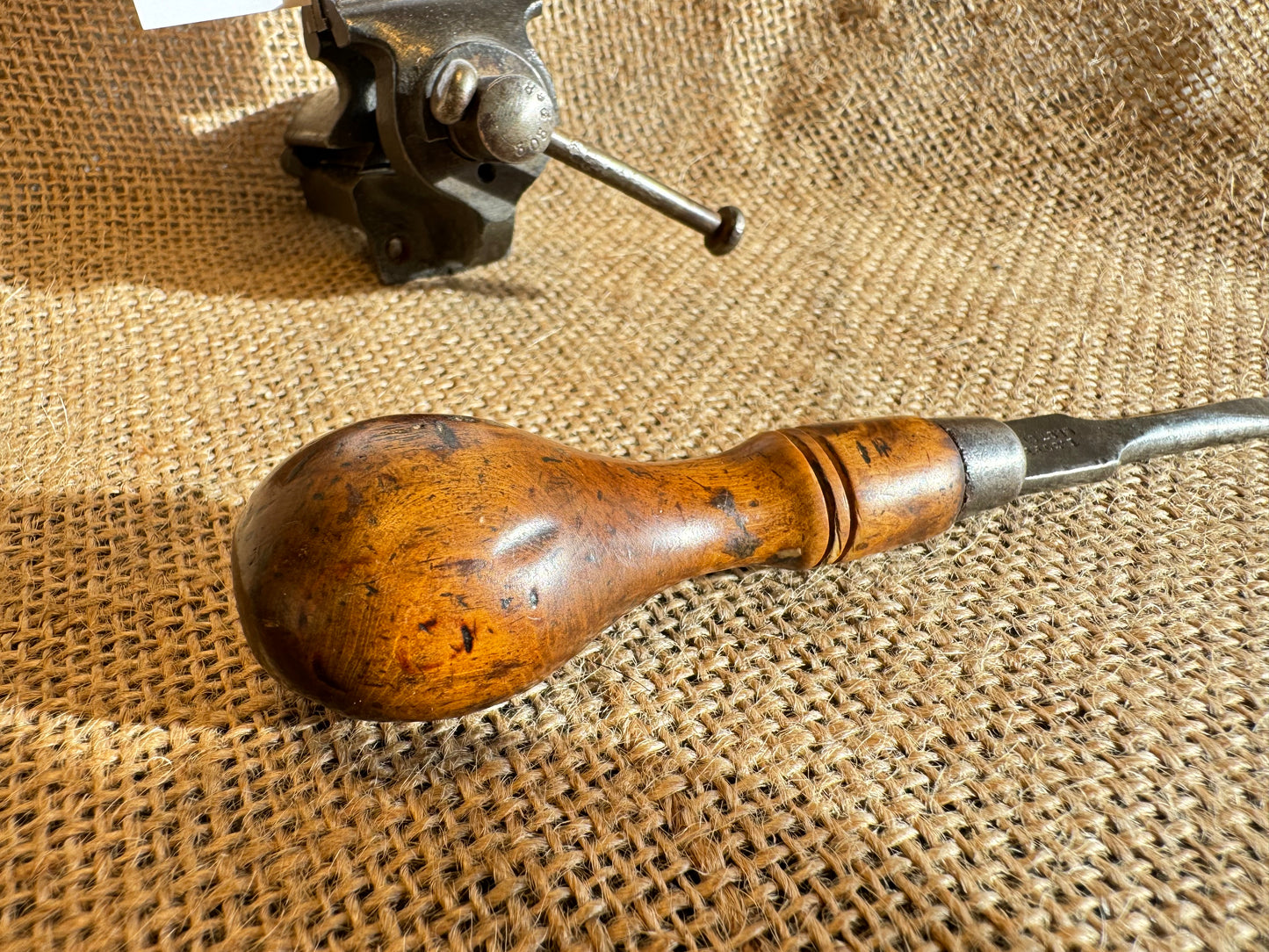 I Sorby Wallnut Handle Flathead Screwdriver