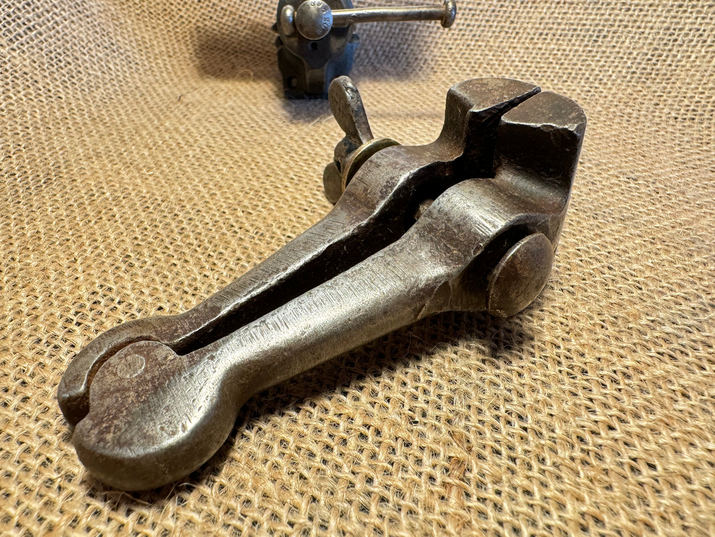 Antique Jewellers 1 1/2” Hand Vise / Clamp