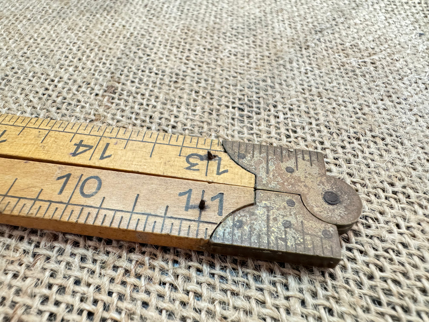Foreign Tools 2ft Folding Boxwood Rule
