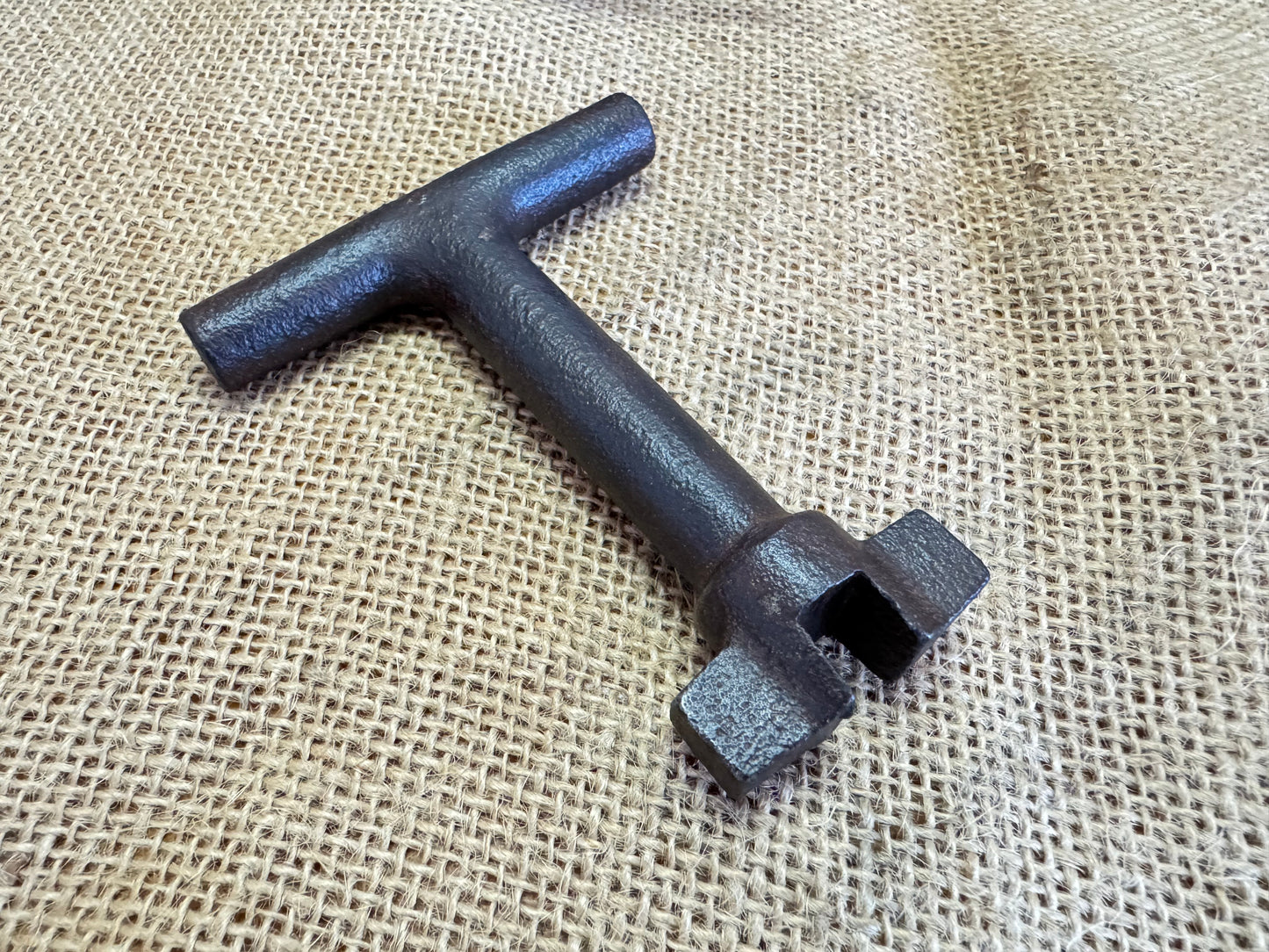 Cast Iron Manhole Cover Lift & Lock Key