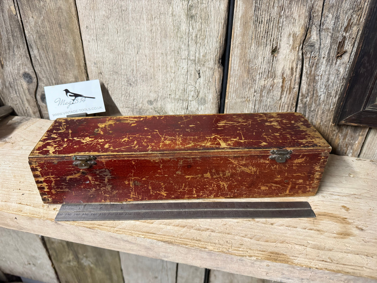Moore & Wright No 405 Universal Surface Gauge