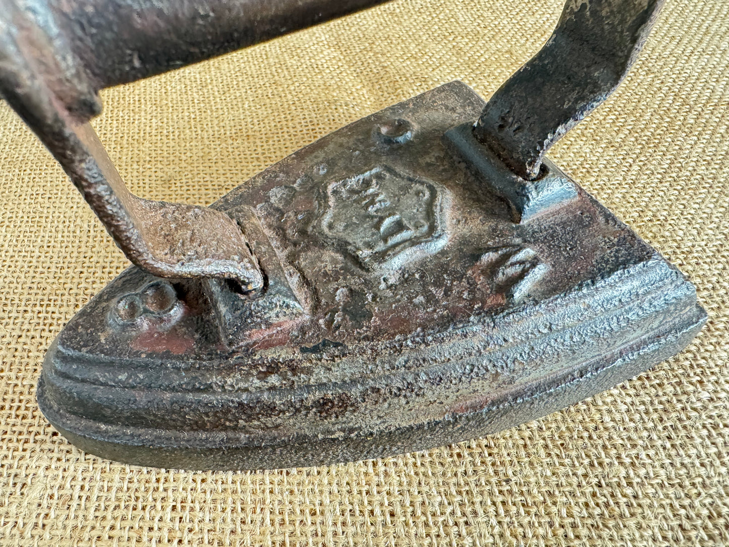 Vintage Cast Iron LYNC No 8 Flat Iron