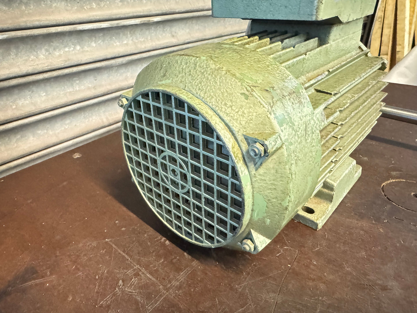 Leroy Somer Single Phase 0.37kw Motor with 2:29 Reducer