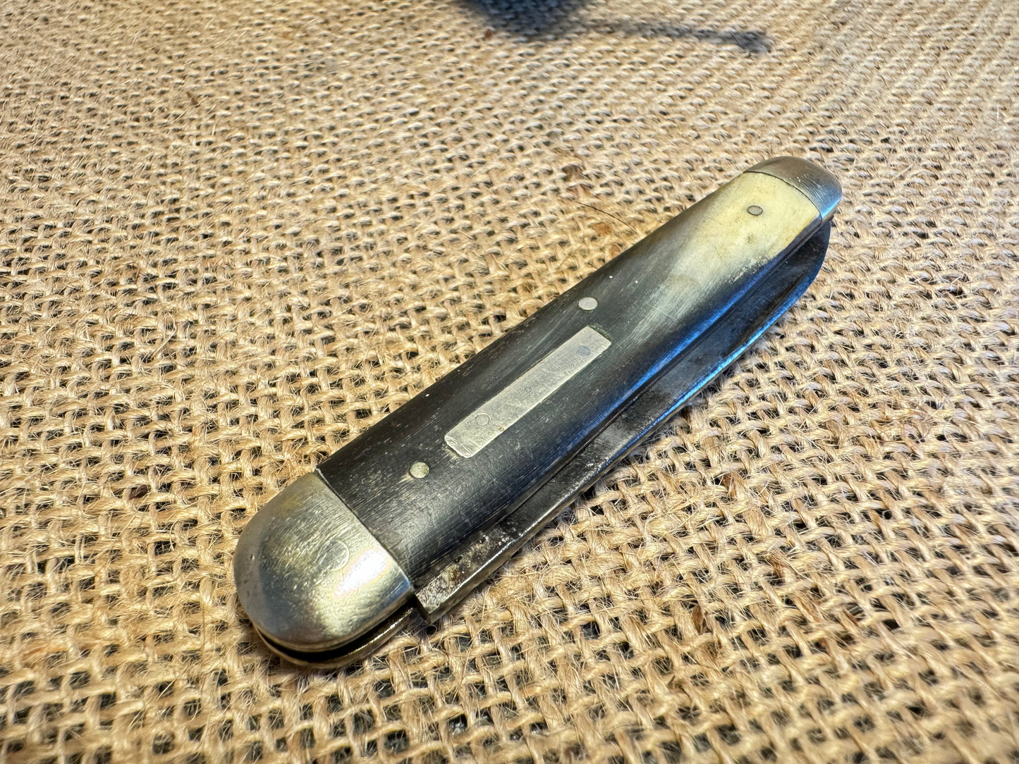 Taylors Eye Witness Vintage Twin Blade Pocket Knife with Rams Horn Handle