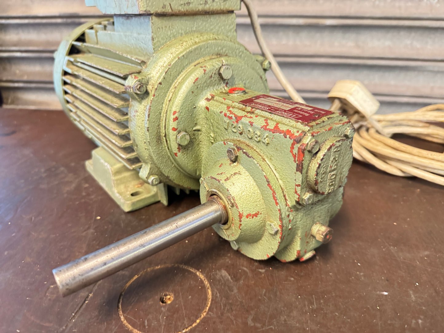 Leroy Somer Single Phase 0.37kw Motor with 2:29 Reducer