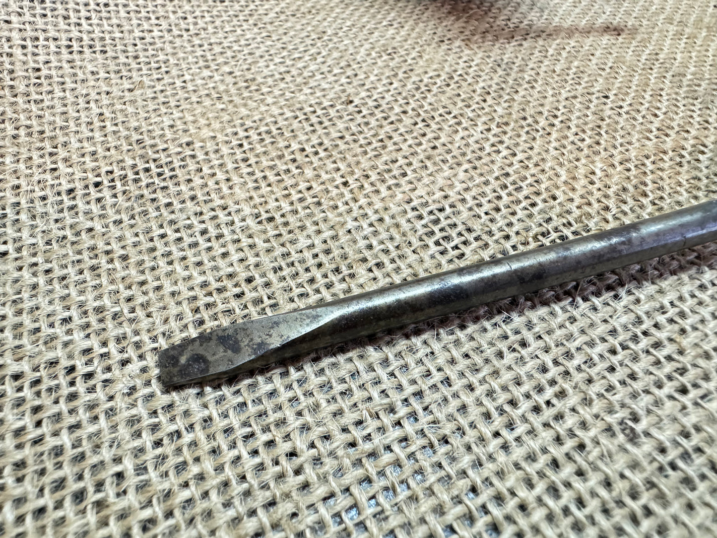 Moore & Wright Ratcheting Flatblade Screwdriver