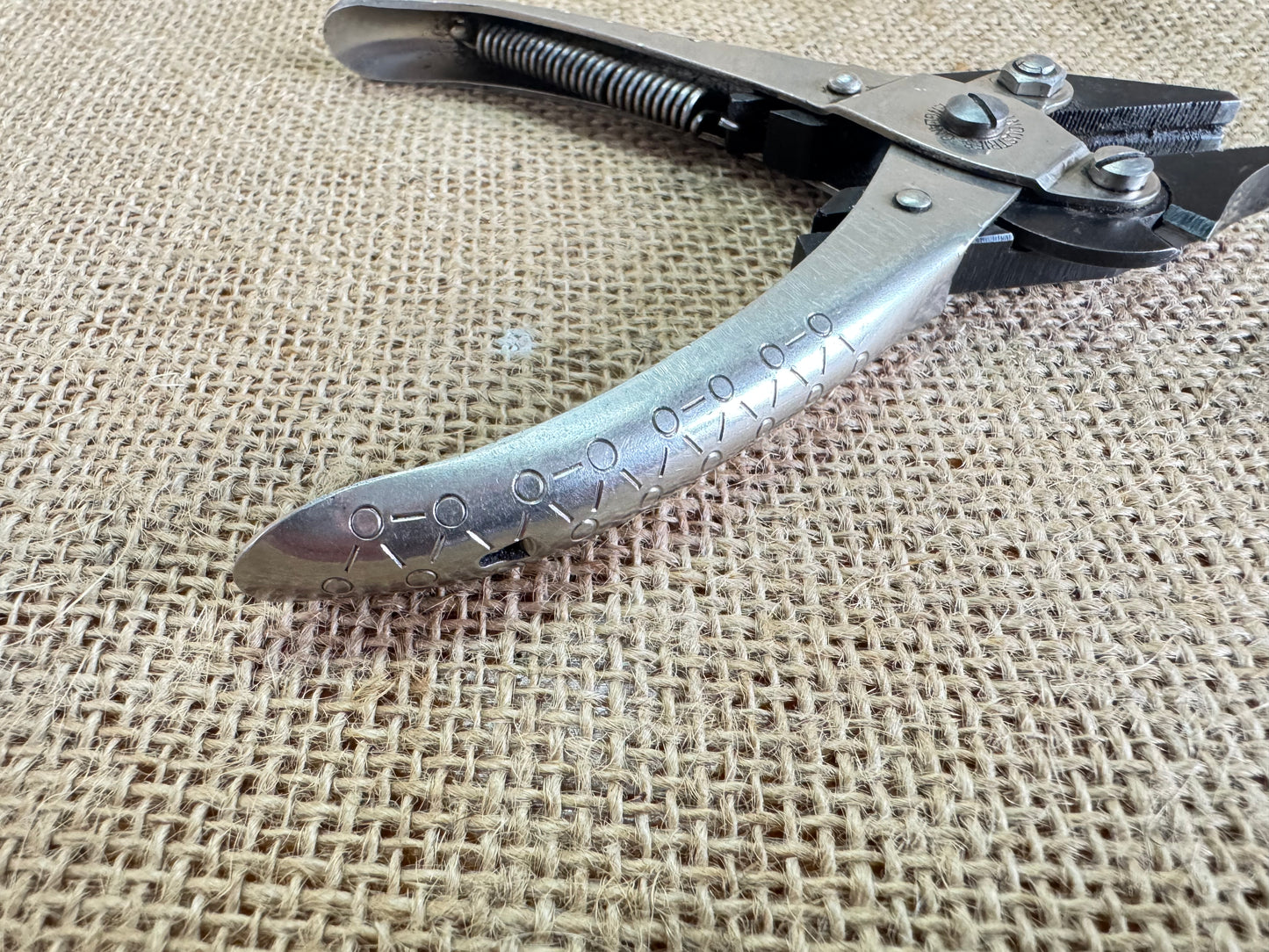 Maun Industries 4951 140 Pliers with Side Cutter