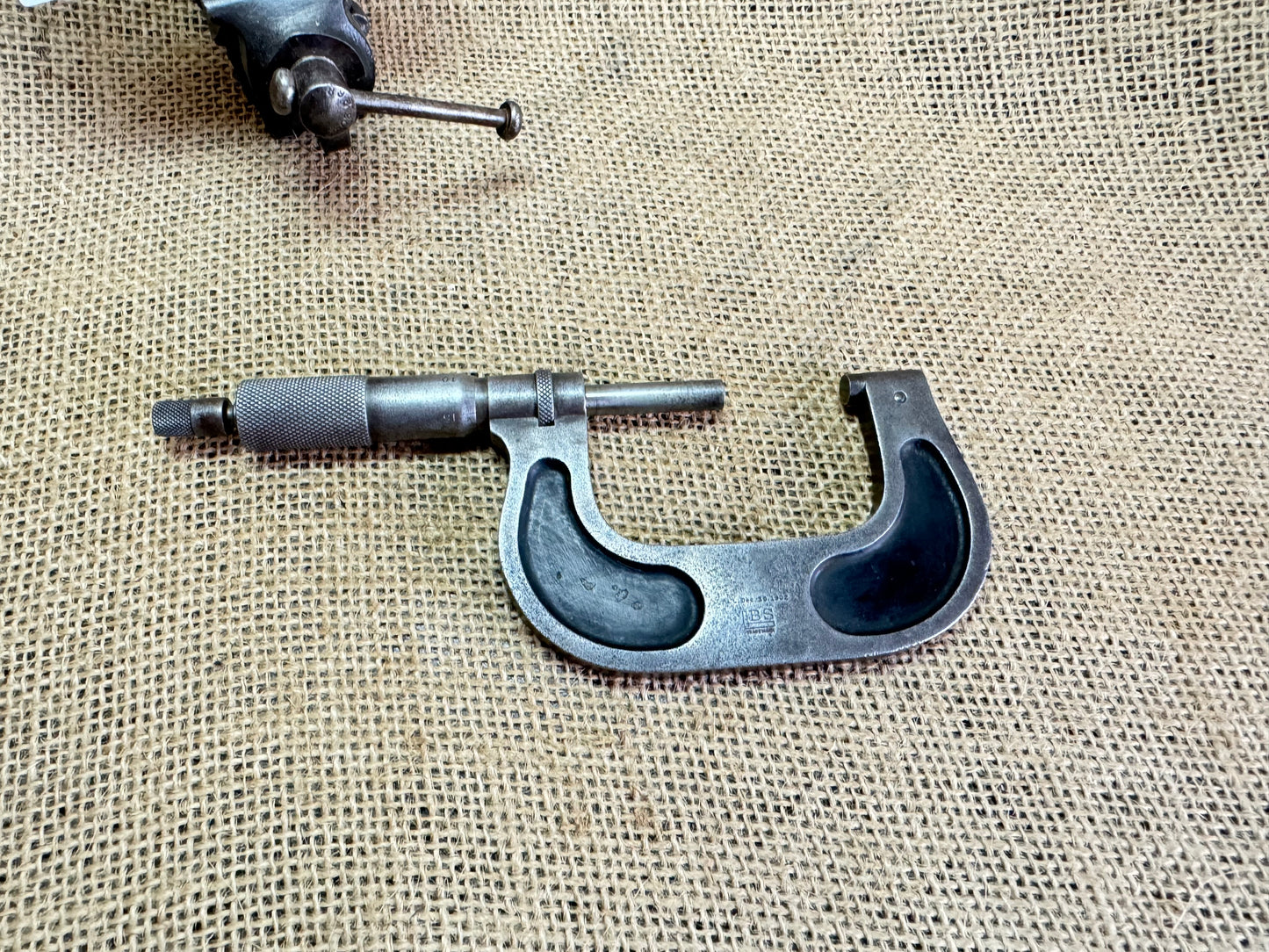 Brown & Sharpe No 61 1” - 2” Micrometer