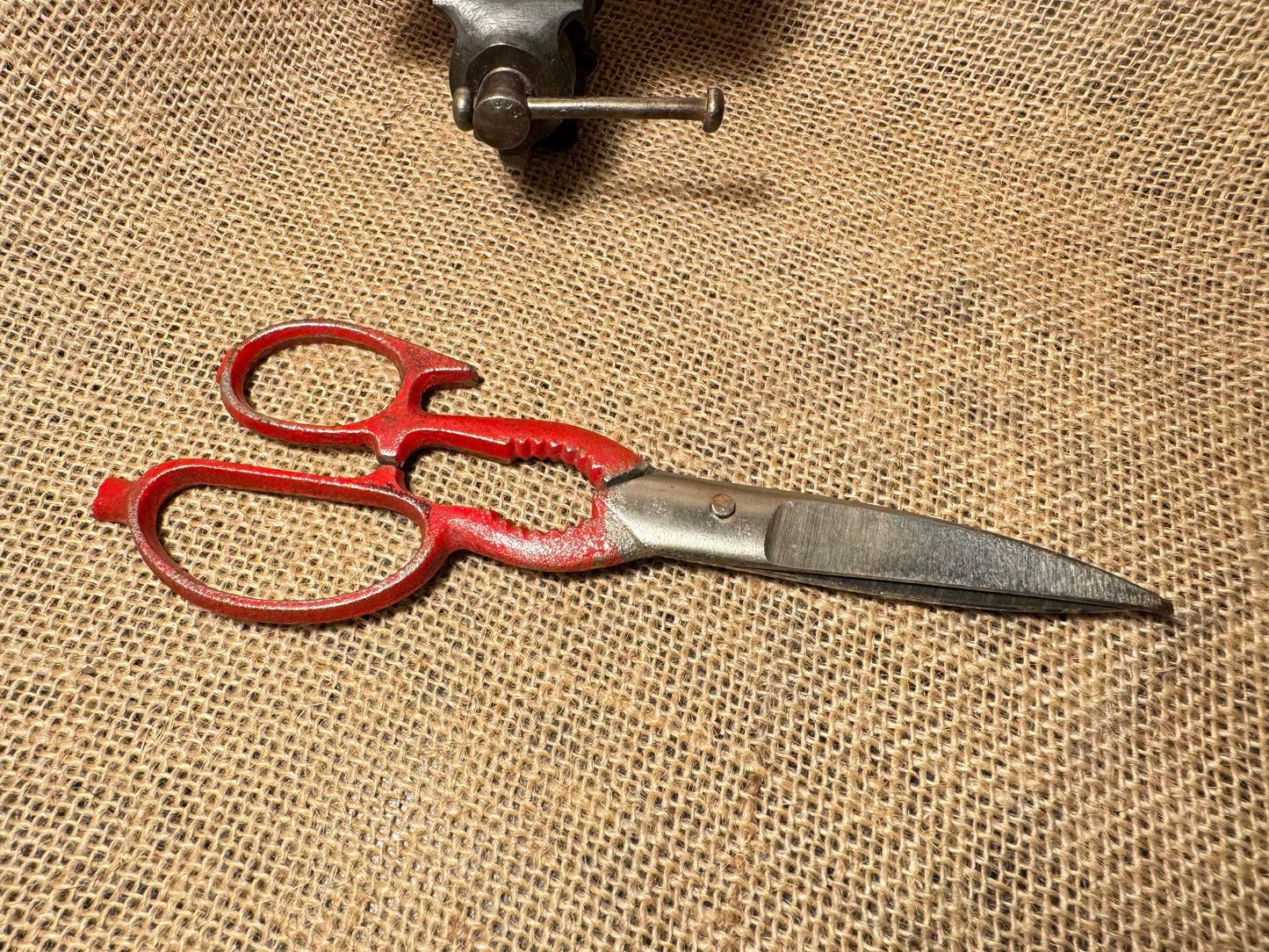 Vintage Red Handled Kitchen Scissors