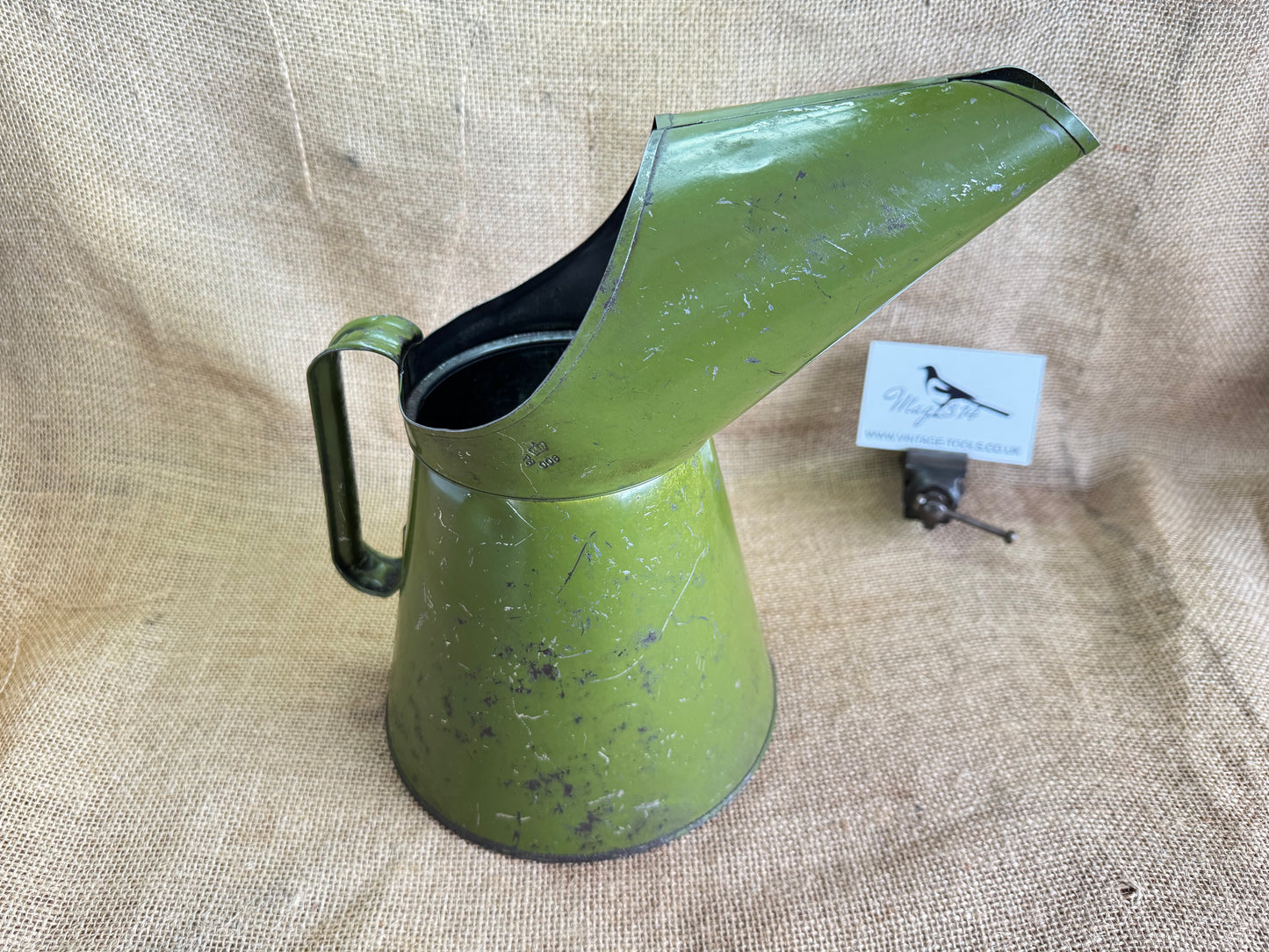Paramount Basildon 2 Litre Oil Jug