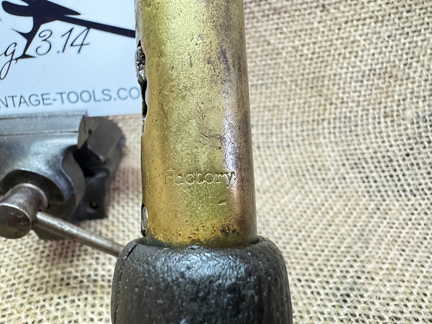 Vintage Moore & Wright Ratcheting Flatblade Screwdriver featuring 1943 British Military Broad Arrow