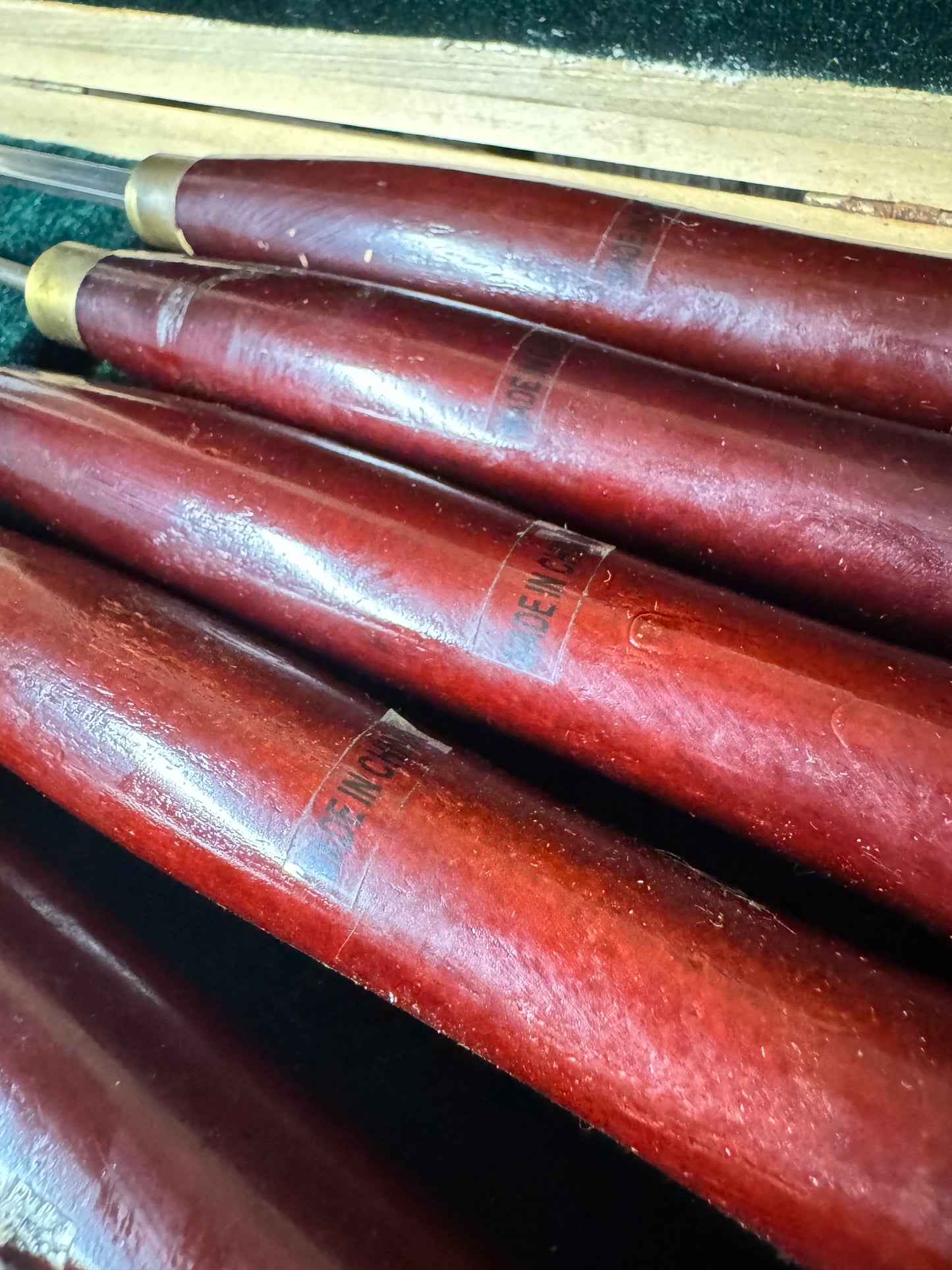 Boxed Set of 5 Modern Wood Turning Chisels