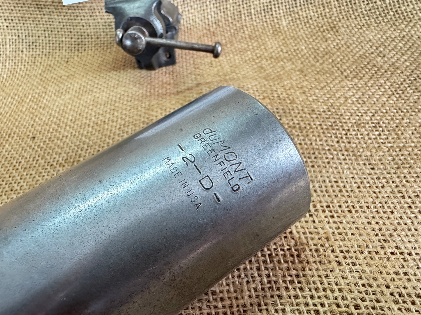duMont 52MM 2-D Keyway Broach Guide