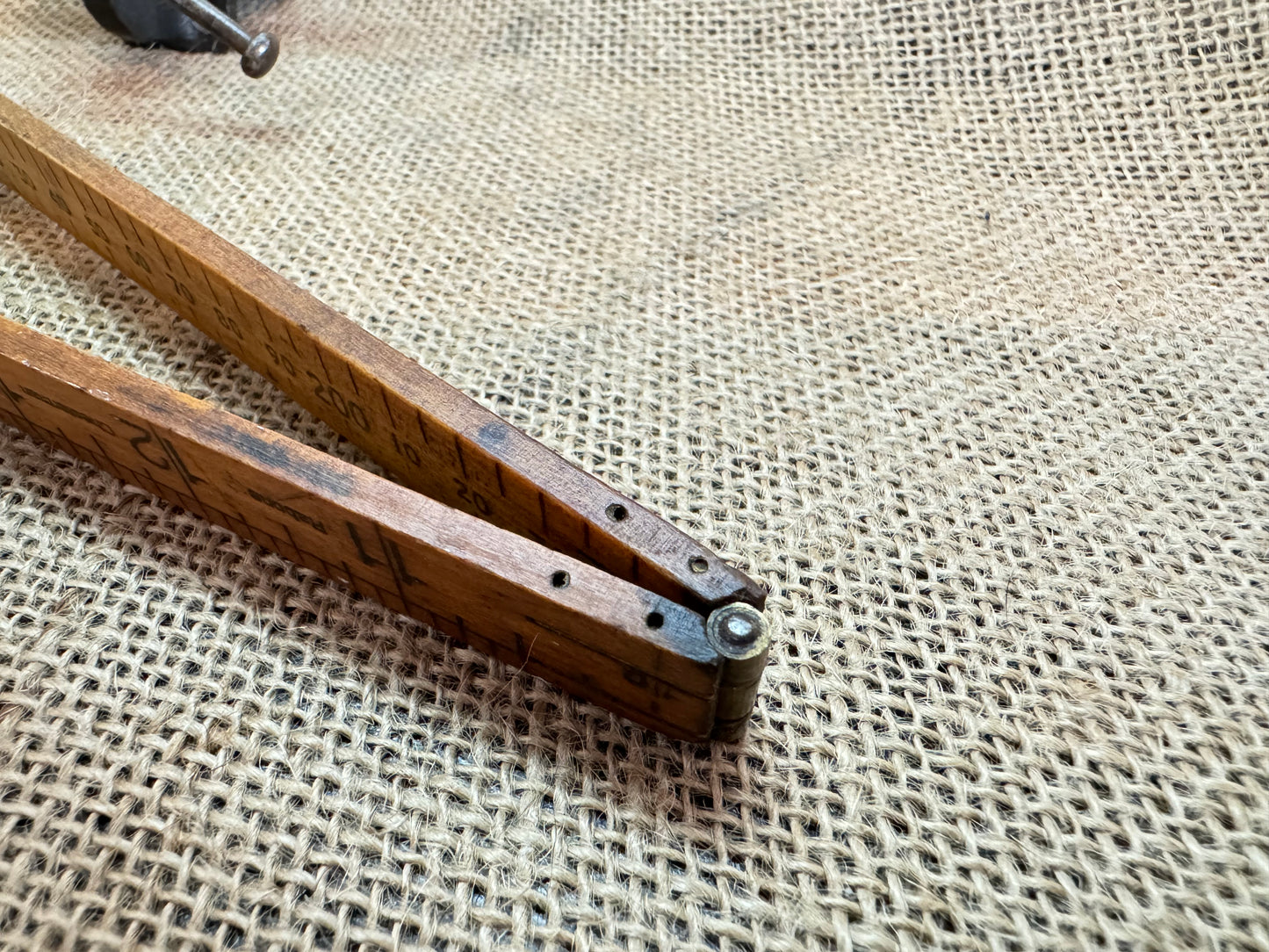 Rabone Chesterman No 1162 1m / 1yrd Boxwood Folding Rule