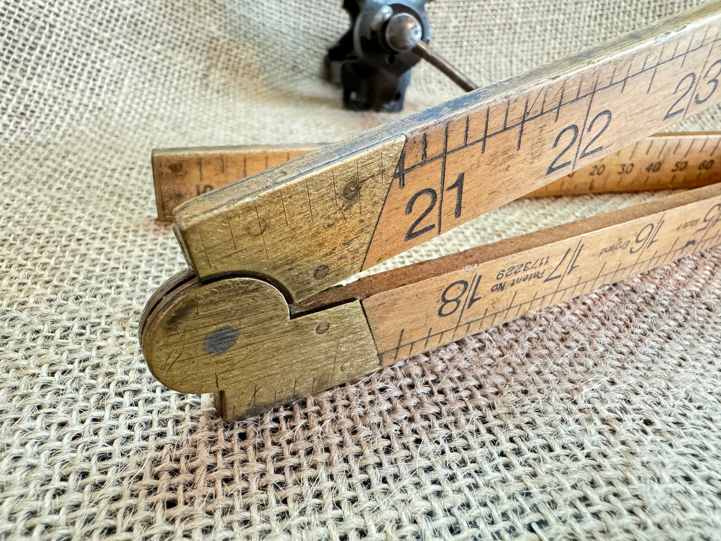 Rabone Chesterman No 1162 1m / 1yrd Boxwood Folding Rule