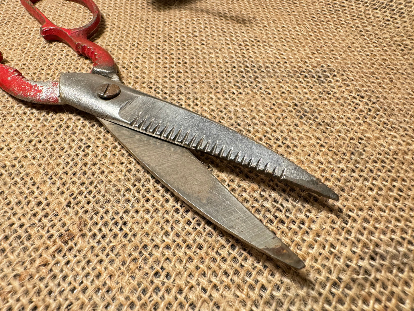 Vintage Red Handled Kitchen Scissors