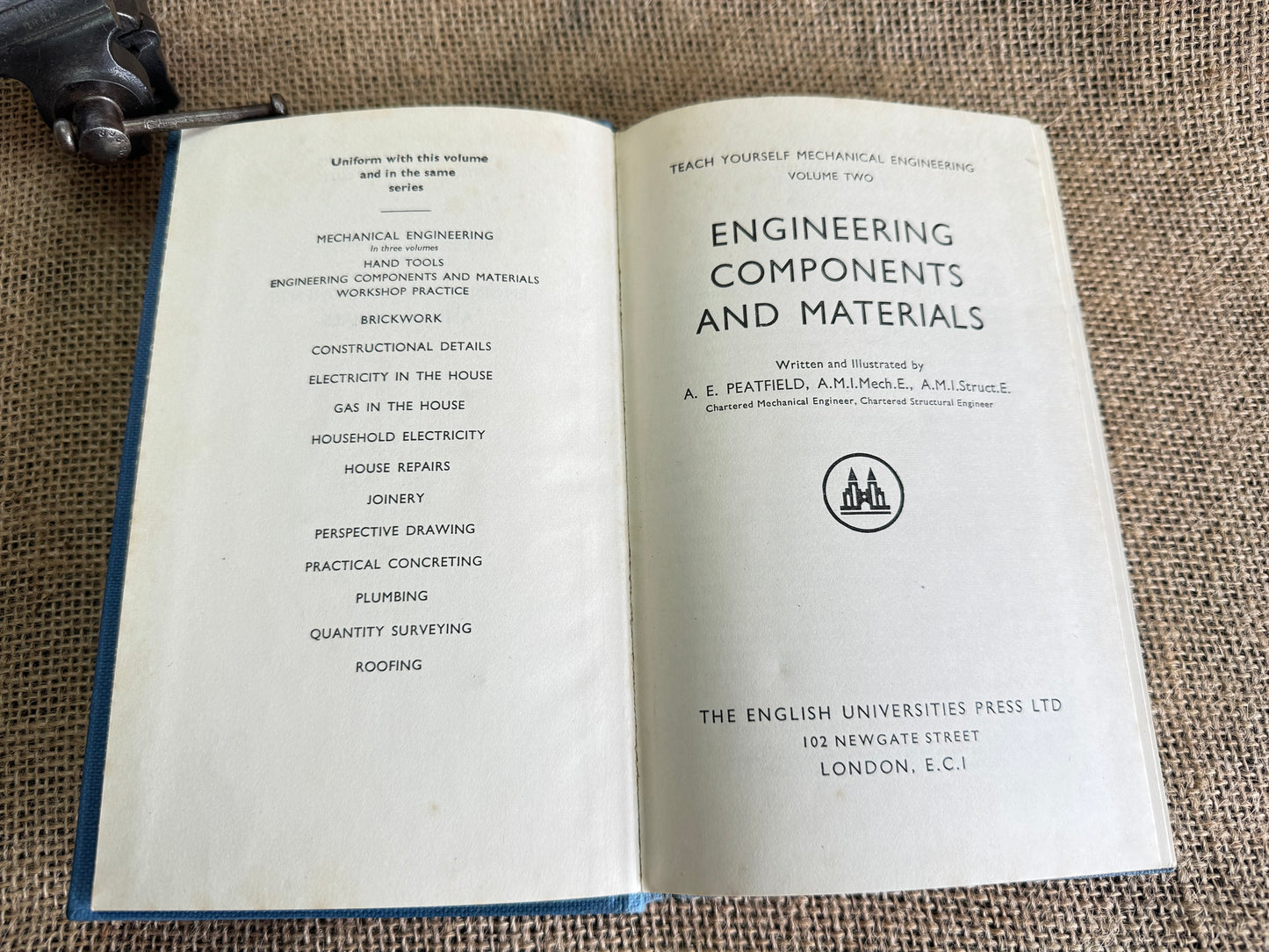 1962 Teach Yourself Engineering Components and Materials Book
