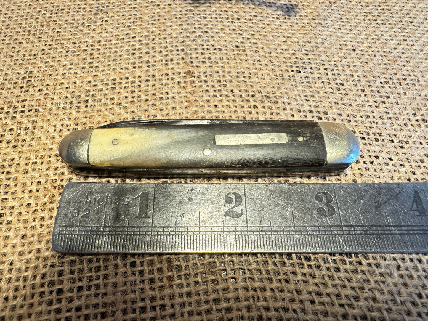 Taylors Eye Witness Vintage Twin Blade Pocket Knife with Rams Horn Handle