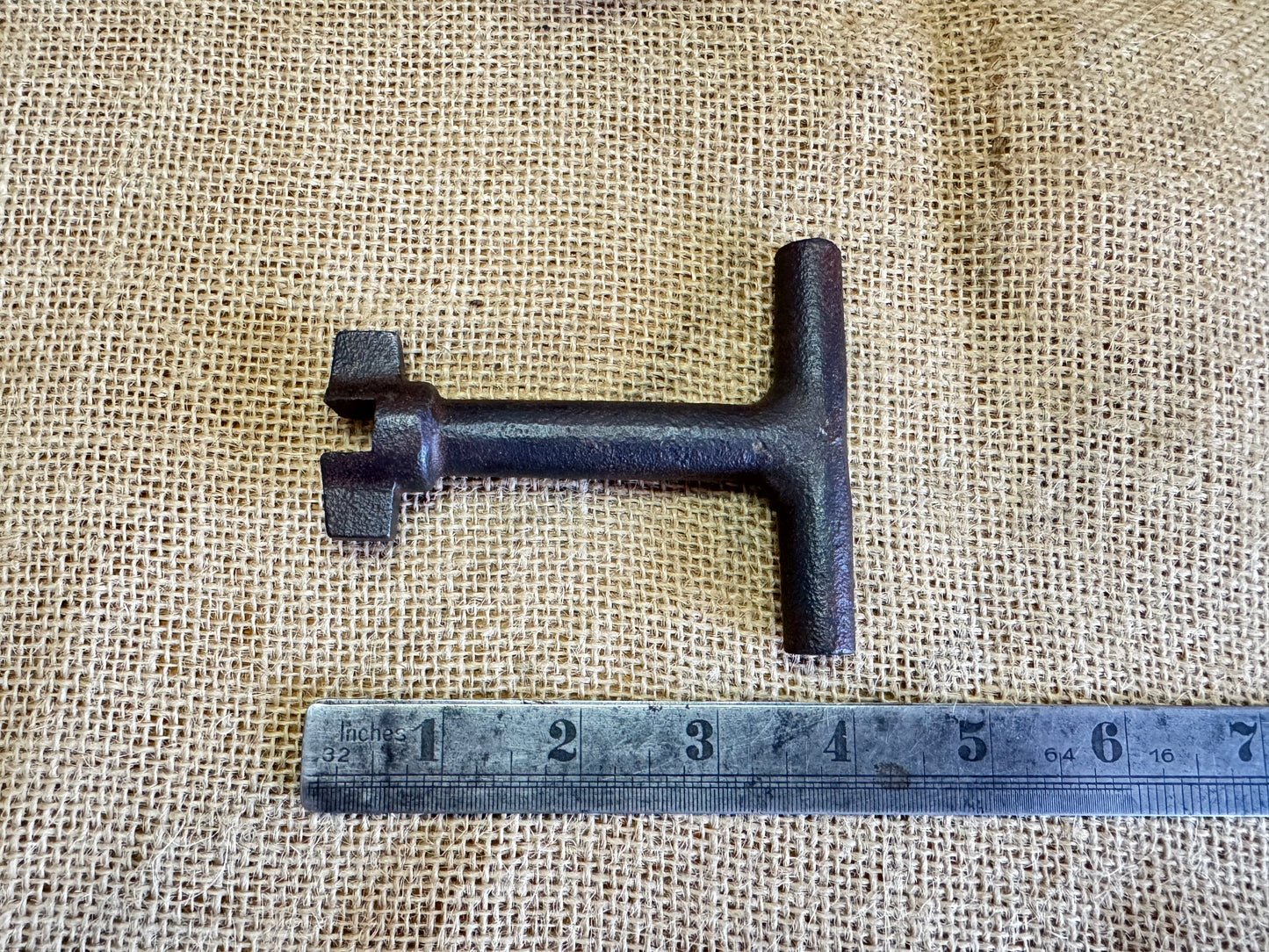 Cast Iron Manhole Cover Lift & Lock Key