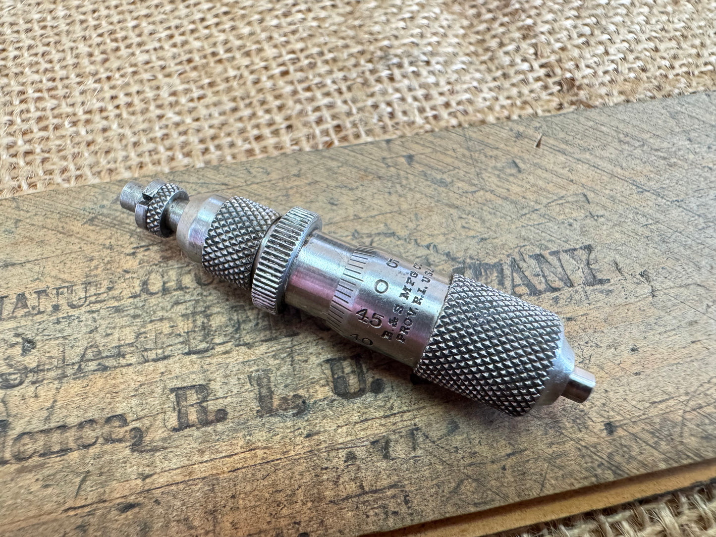 Brown & Sharpe Metric Inside Micrometer Set