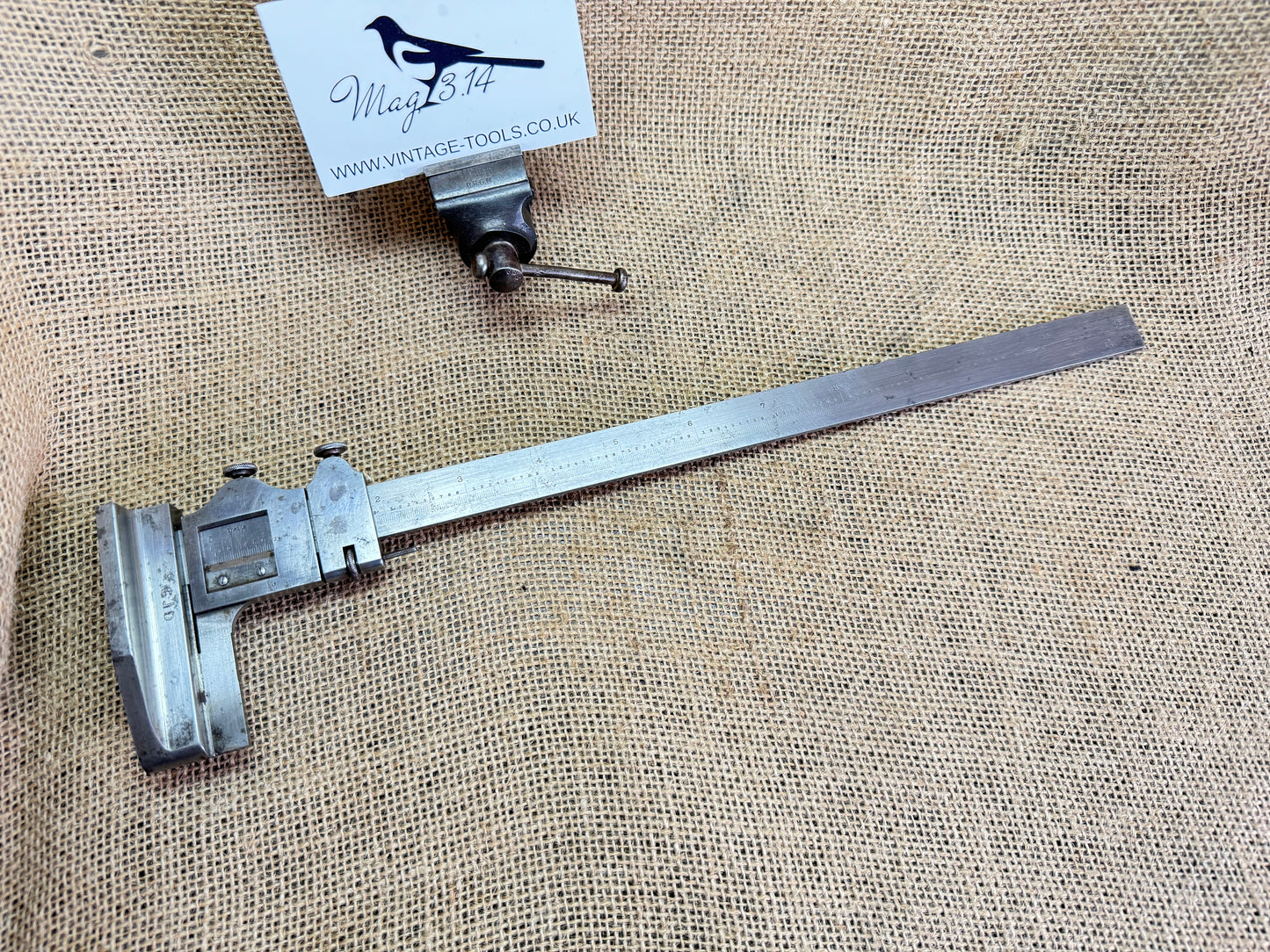 Vintage Brown & Sharpe No 585 Vernier Height Gauge