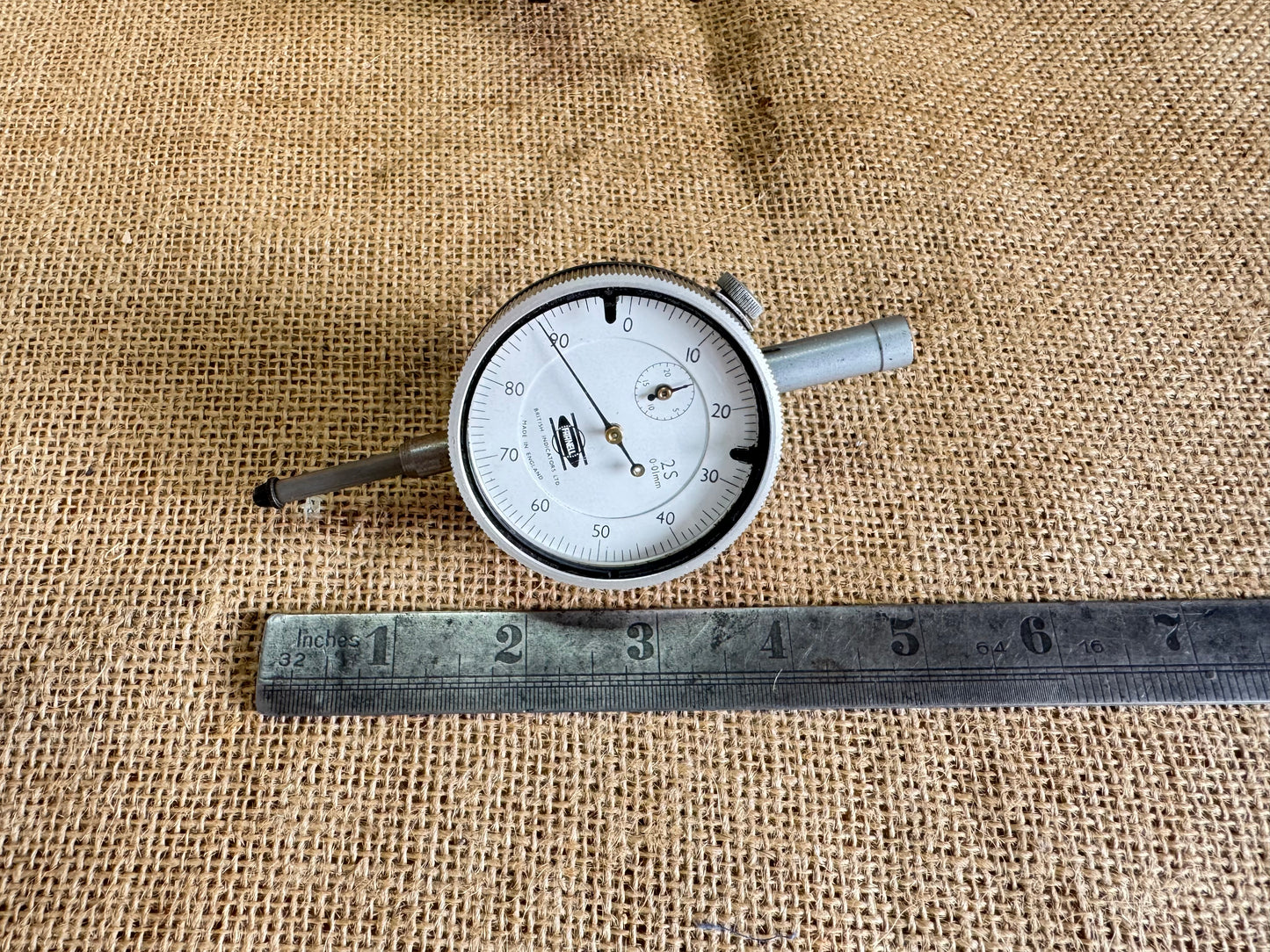 Farnell British Indicators 2S 0.01mm Dial Gauge