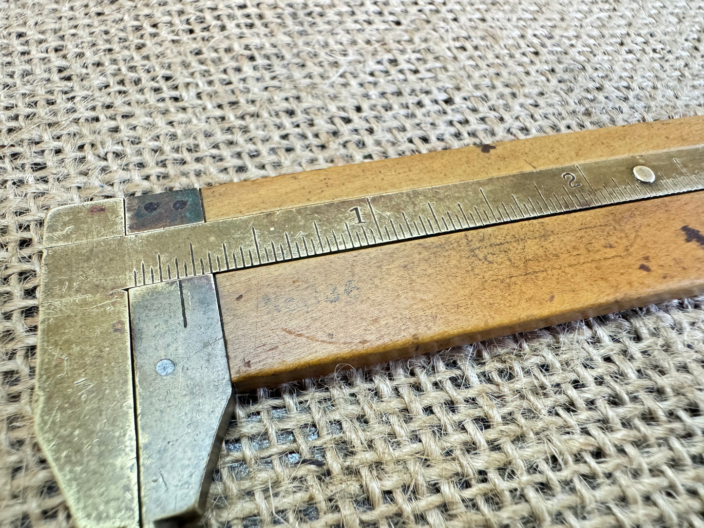 Stanley No 136 Boxwood & Brass 3 1/2” Caliper Gauge