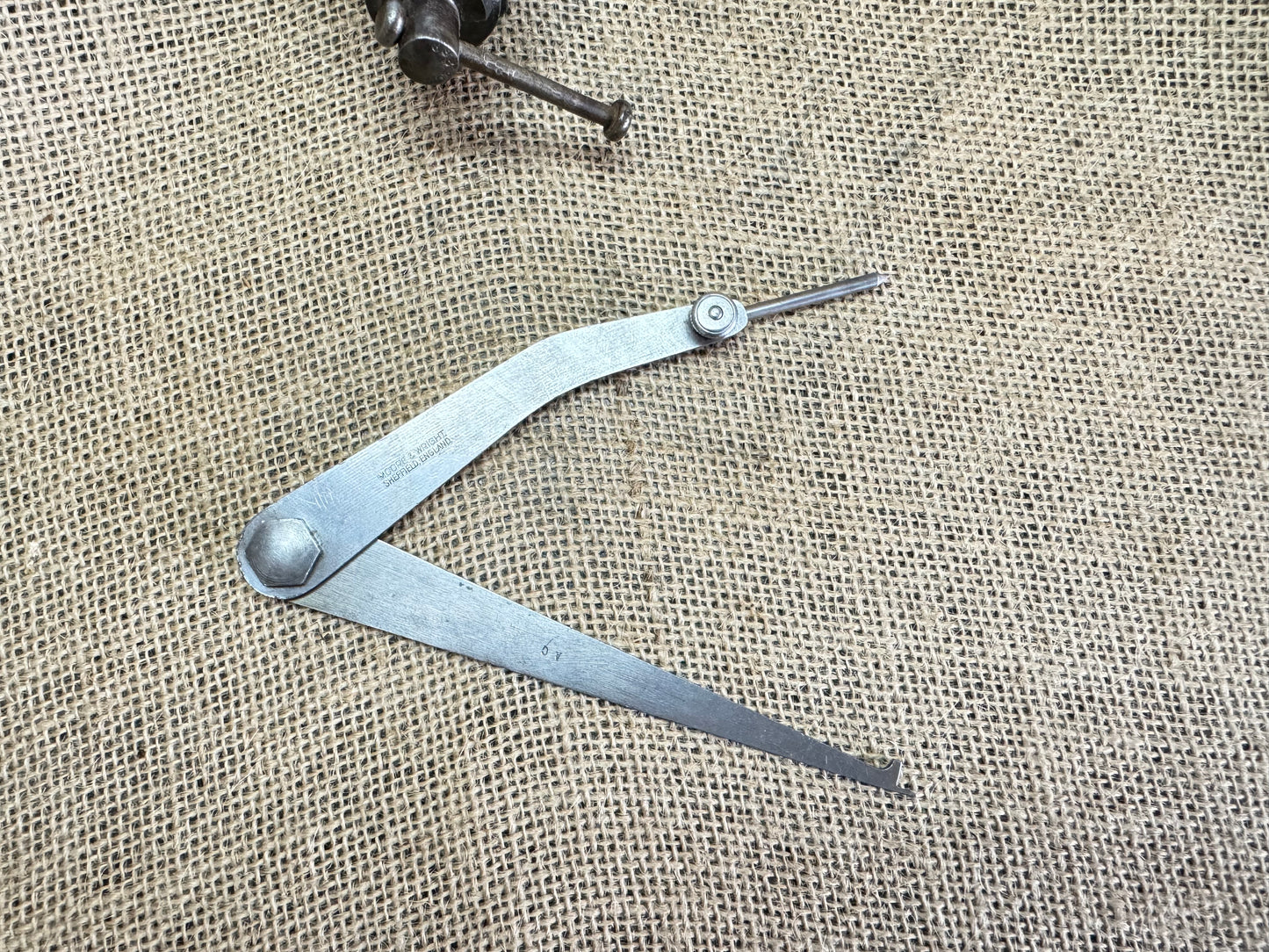 Moore & Wright Dog Leg 5 1/2” Compass Dividers