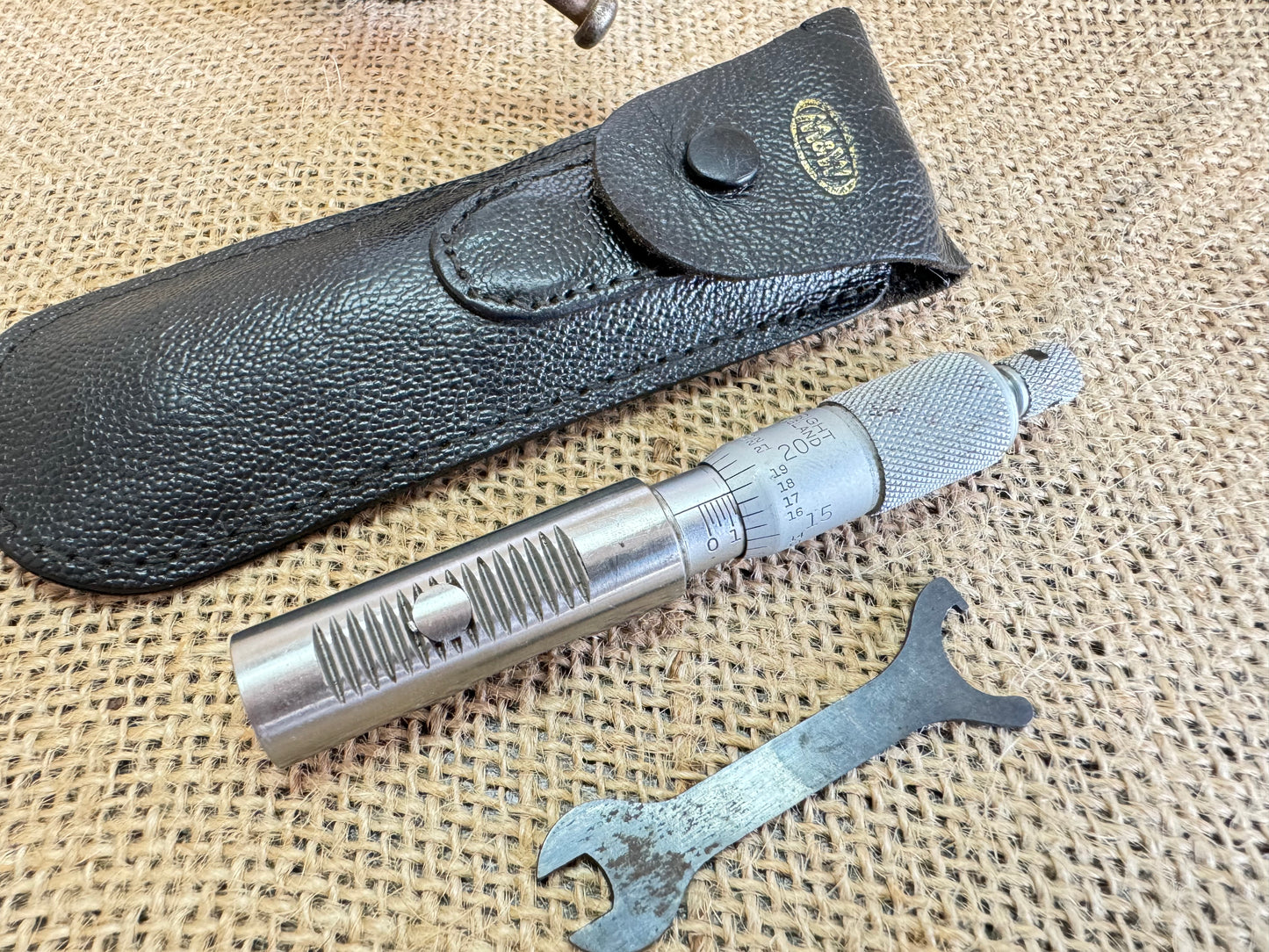 Moore & Wright No 1152 Seam Micrometer
