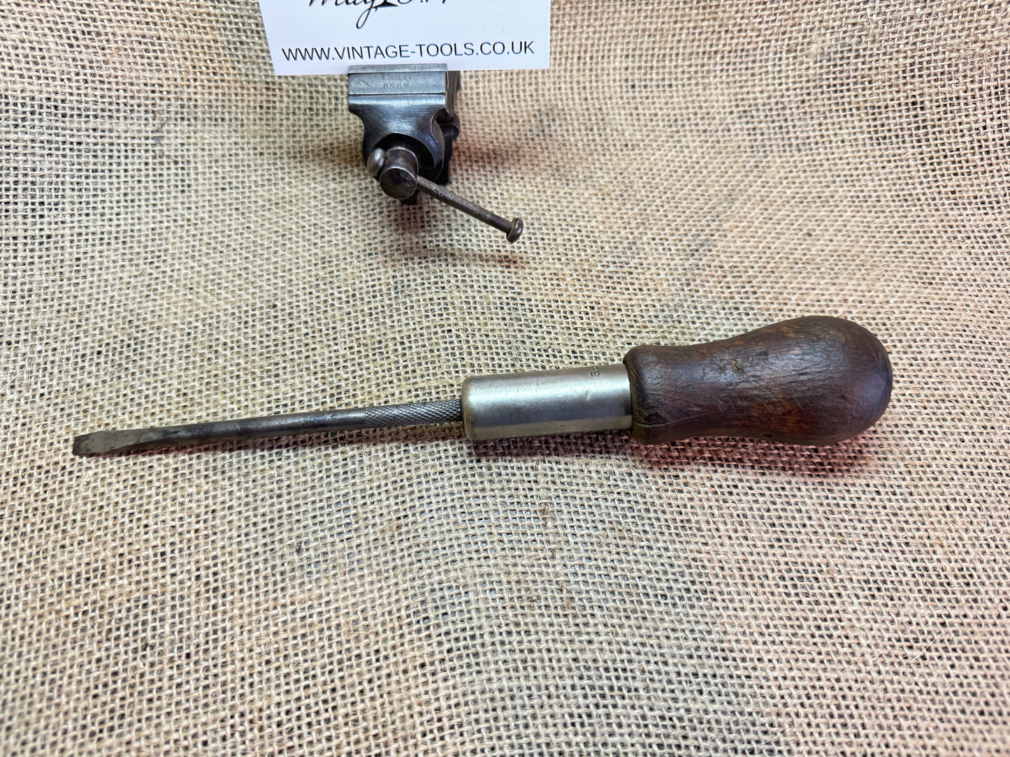 Moore & Wright Ratcheting Flatblade Screwdriver