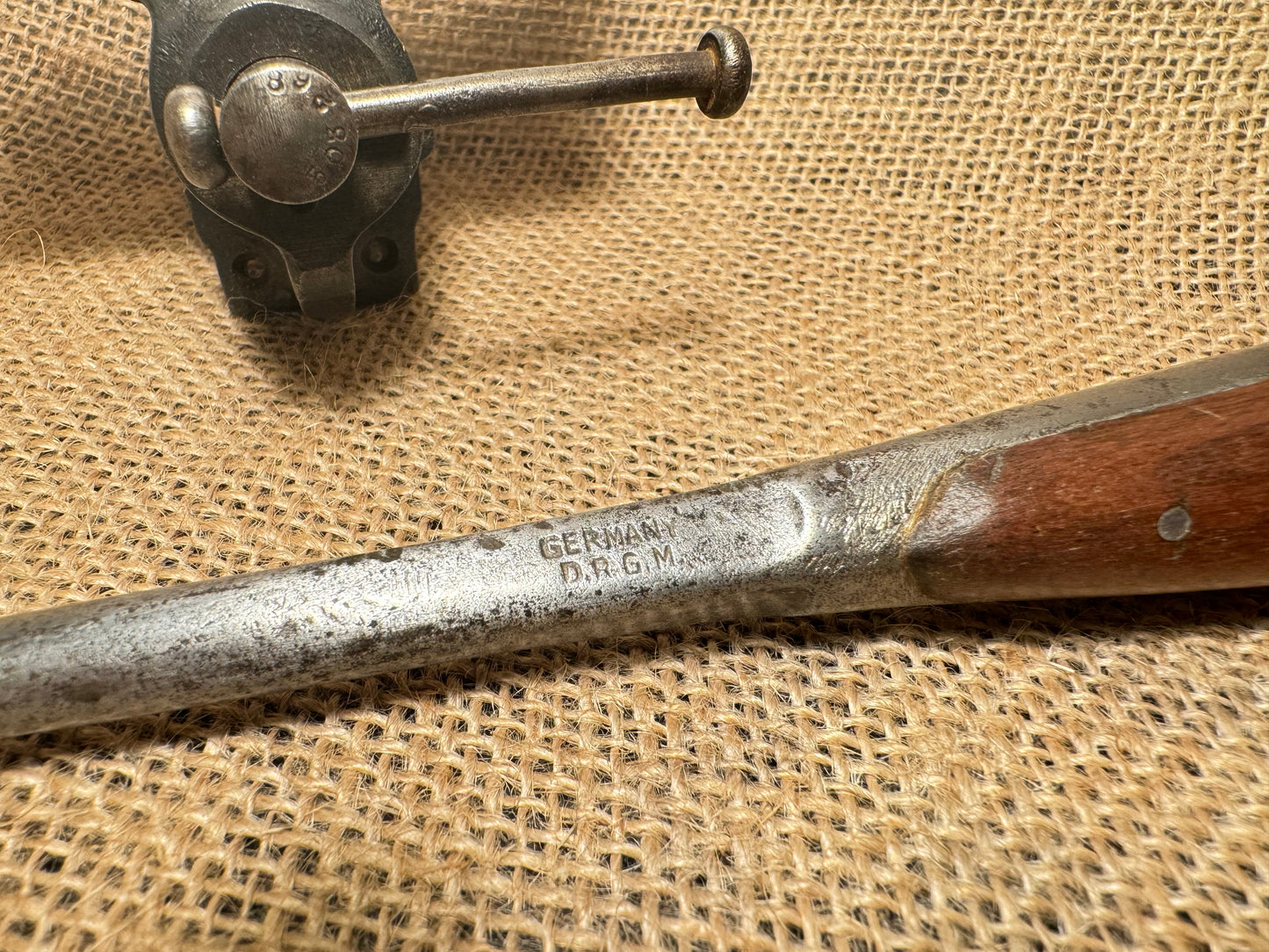 DRGM Germany 9” Perfect Pattern Handle Screwdriver
