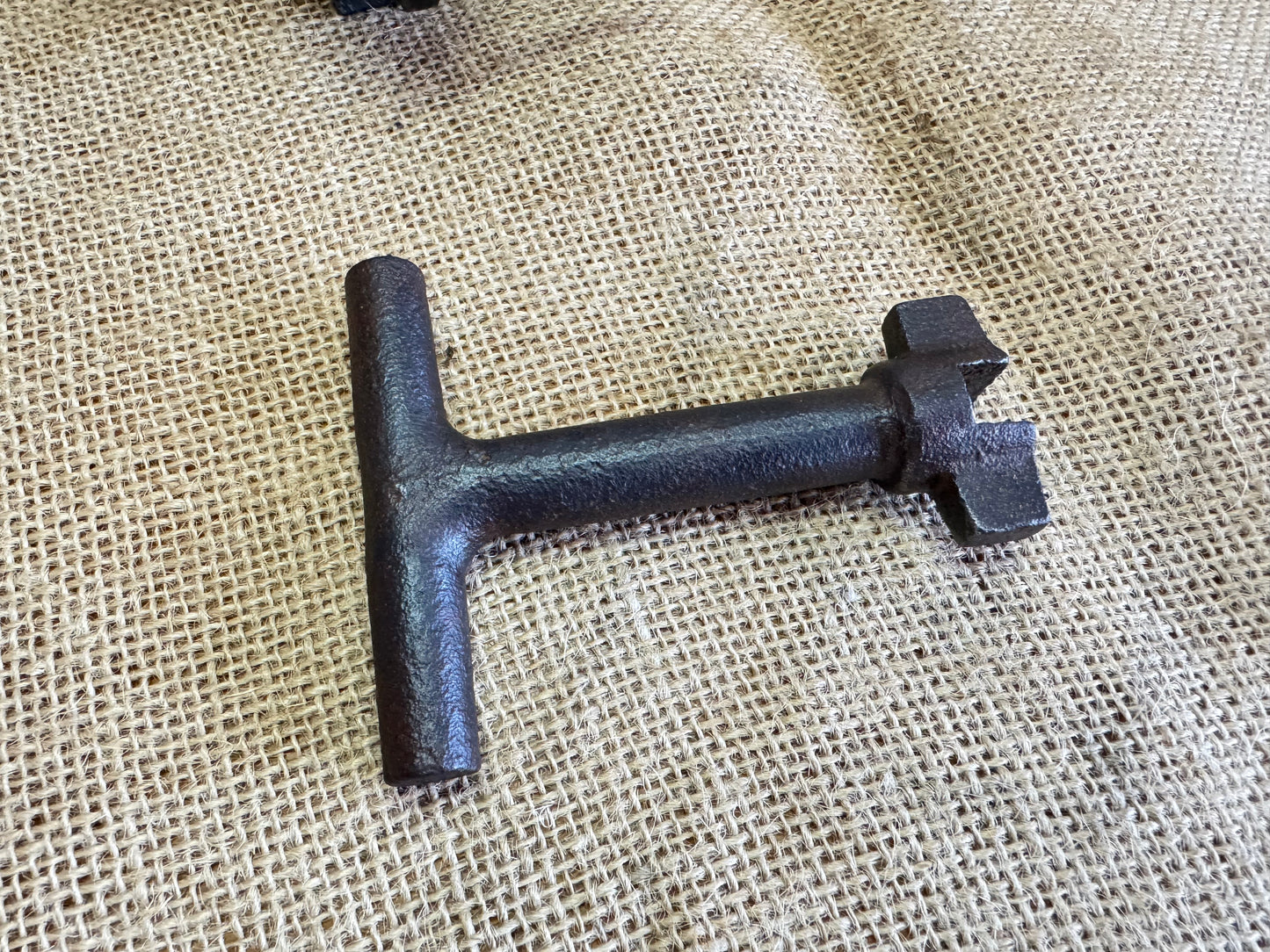 Cast Iron Manhole Cover Lift & Lock Key