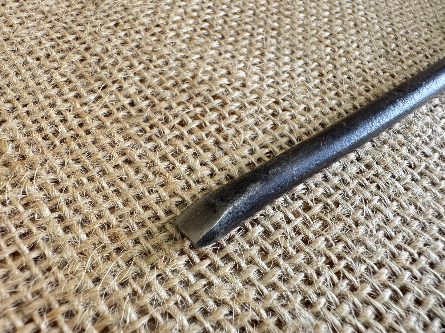 Foreign Tools Ratcheting Flat Blade Screwdriver