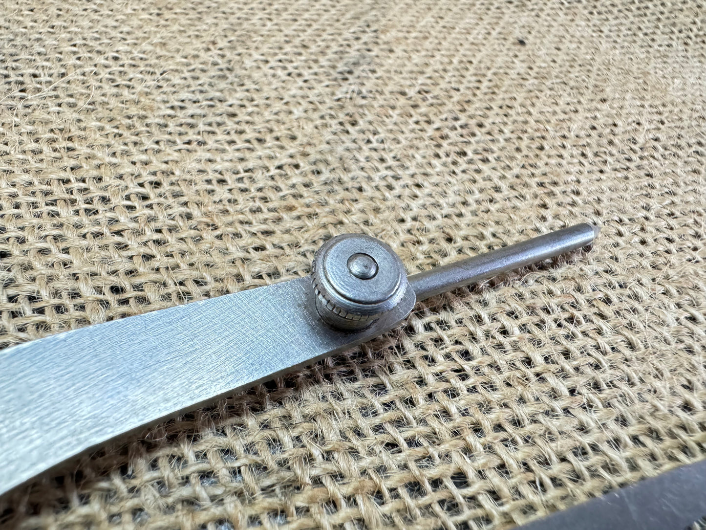 Moore & Wright Dog Leg 5 1/2” Compass Dividers