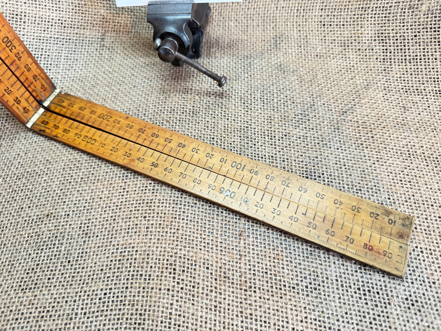 Rabone Chesterman No 1162 1m / 1yrd Boxwood Folding Rule