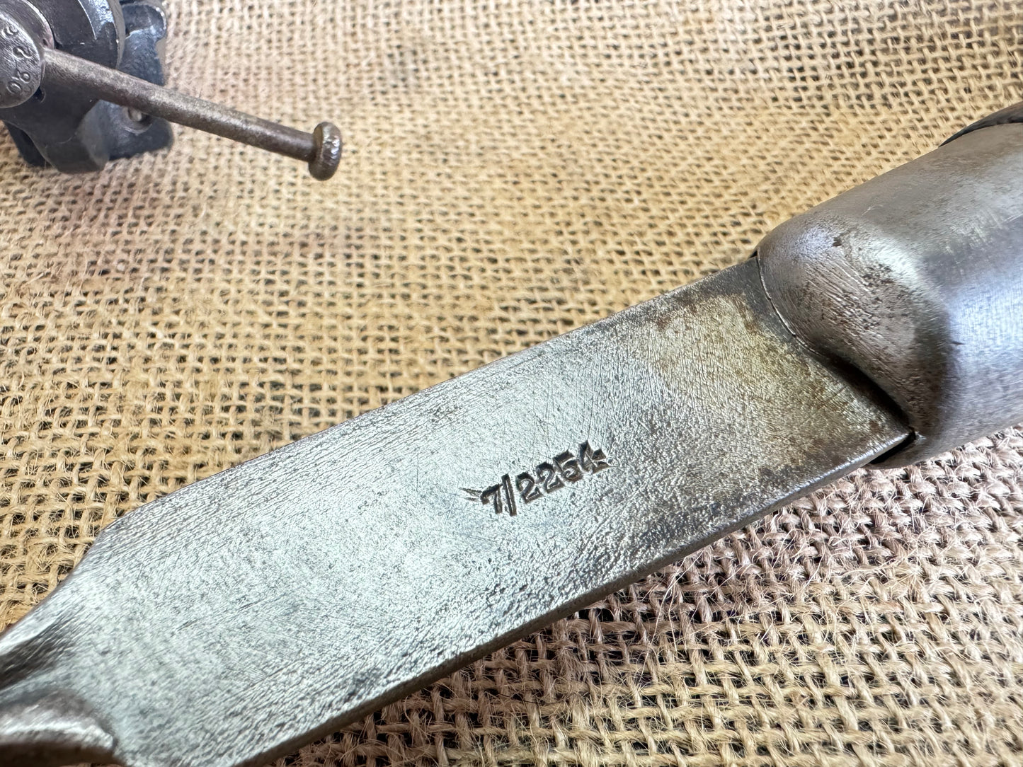 C&S 7/2254 18” Flathead Screwdriver with 1944 British Military Broadarrow