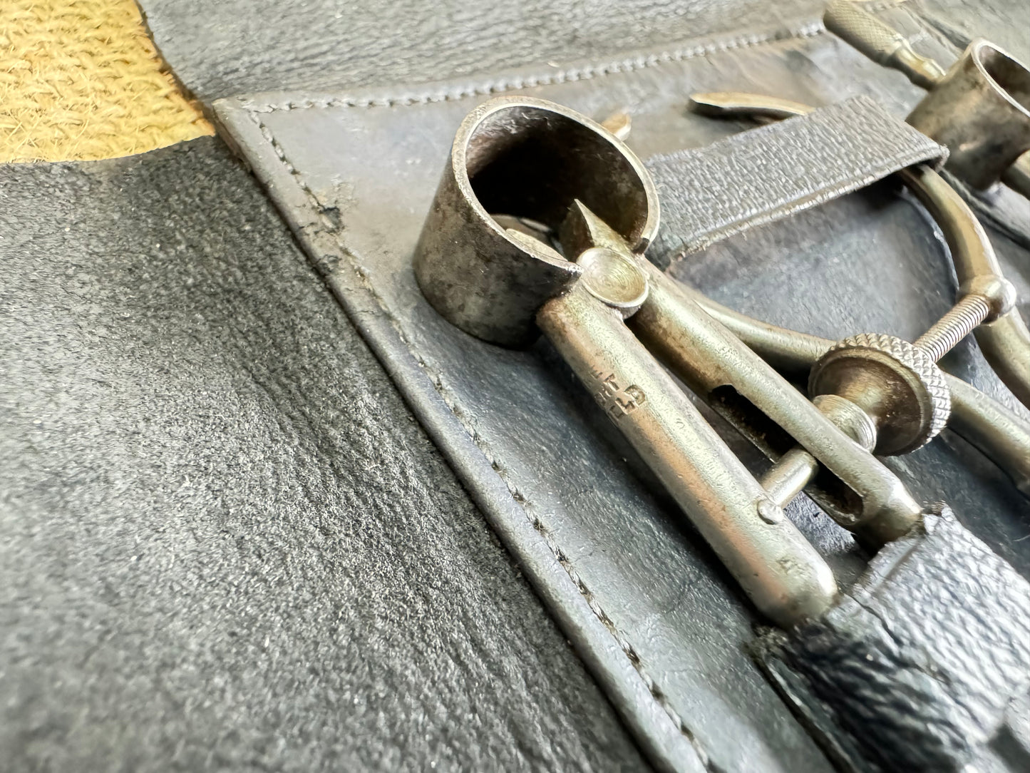 Moore & Wright 3” Spring Caliper Set in Leather Pouch