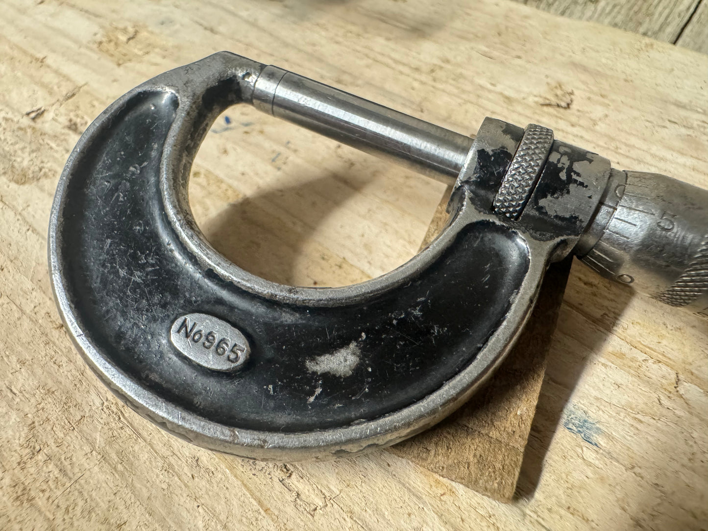 Moore & Wright No 965 0-1" Micrometer
