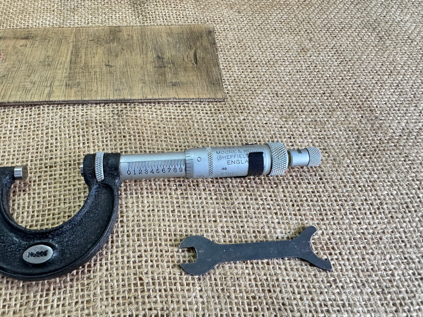 Moore & Wright No 965 0-1” Micrometer