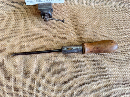 Foreign Tools Ratcheting Flat Blade Screwdriver