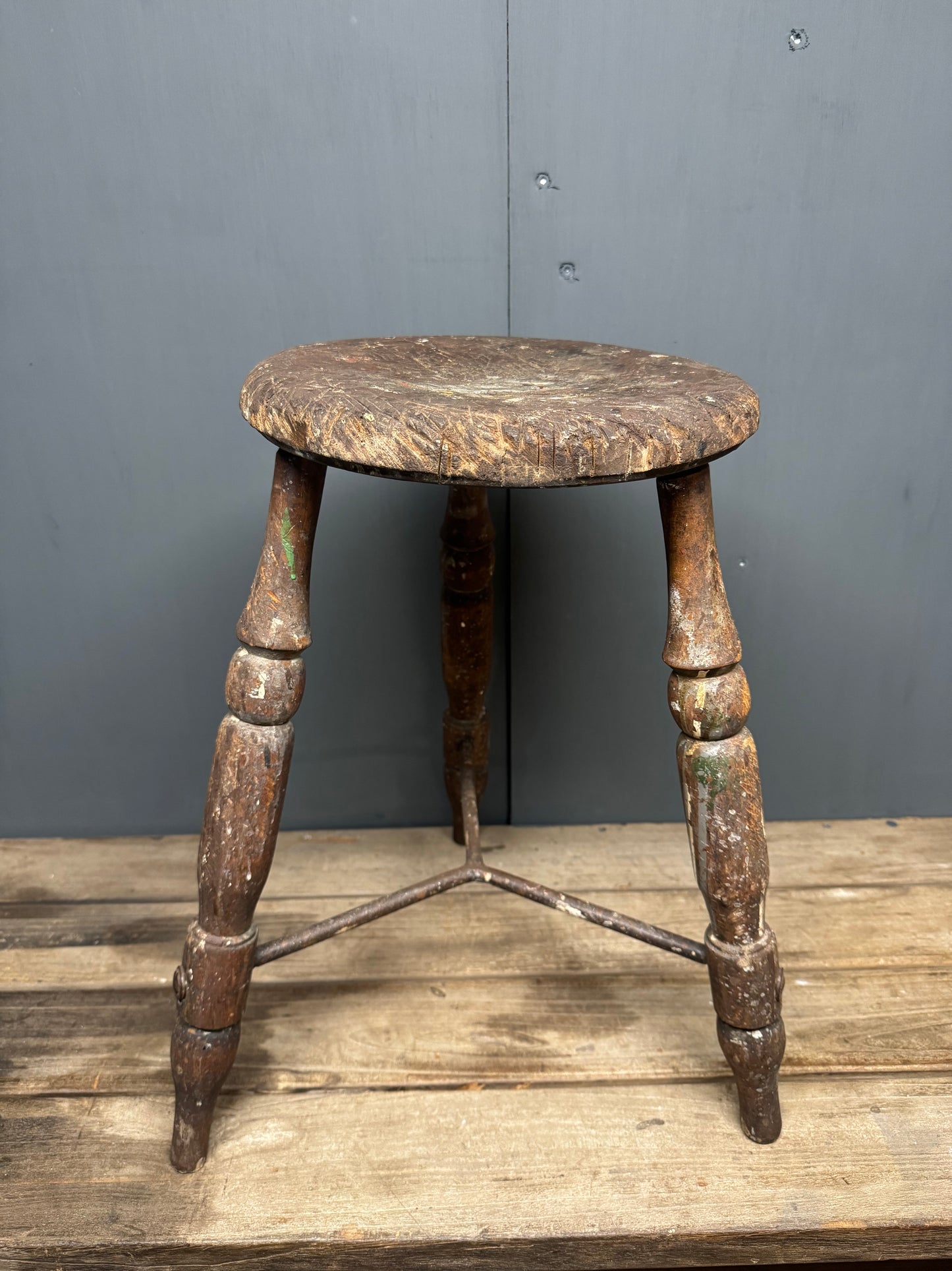 Antique Orton & Spooner 3 Leg Craftsman’s Stool
