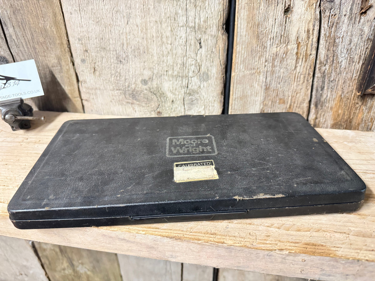 Moore & Wright No 942 2-6" Micrometer